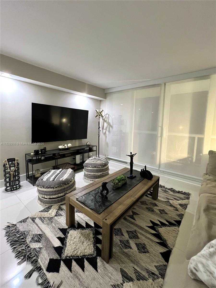 Small Image of 6770 INDIAN CREEK DR #5P, Miami Beach Number 12
