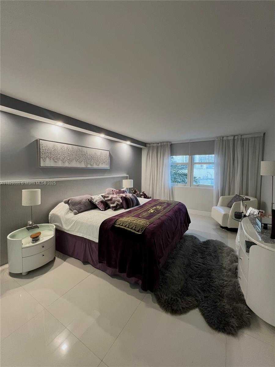 Small Image of 6770 INDIAN CREEK DR #5P, Miami Beach Number 17