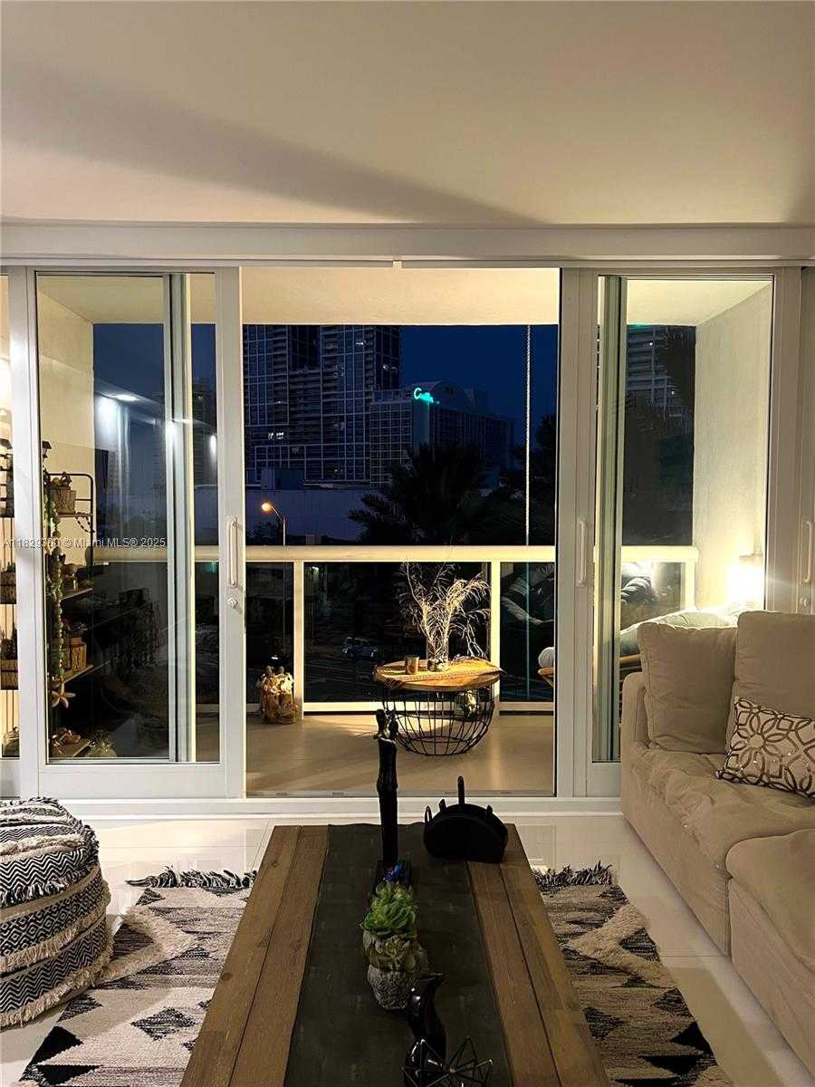 Small Image of 6770 INDIAN CREEK DR #5P, Miami Beach Number 9
