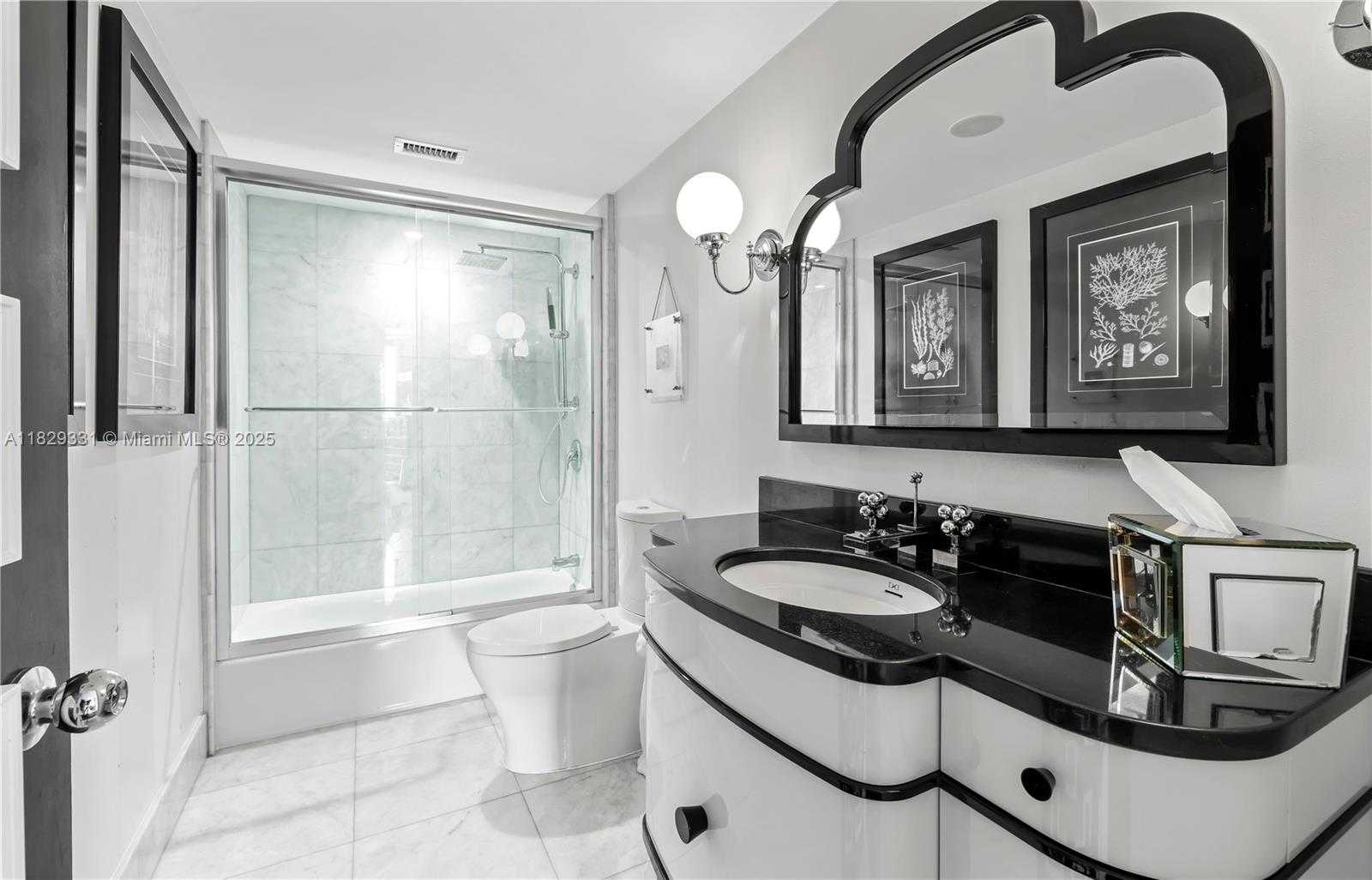 Small Image of 900 BAY DR #702/704, Miami Beach Number 30