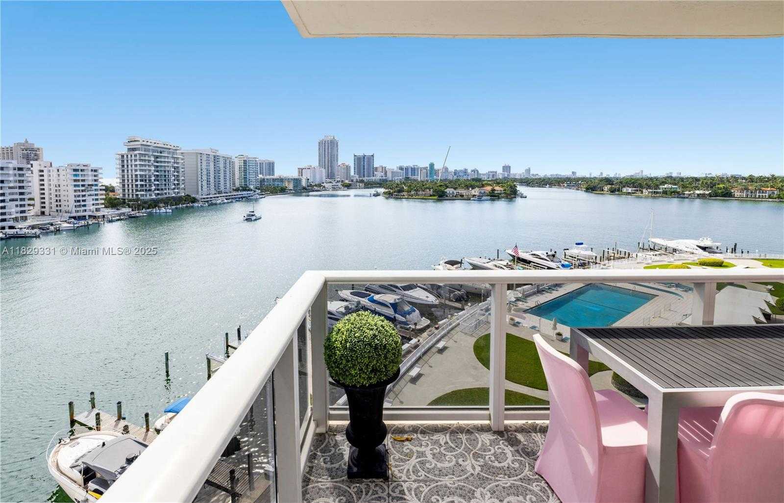 Small Image of 900 BAY DR #702/704, Miami Beach Number 37