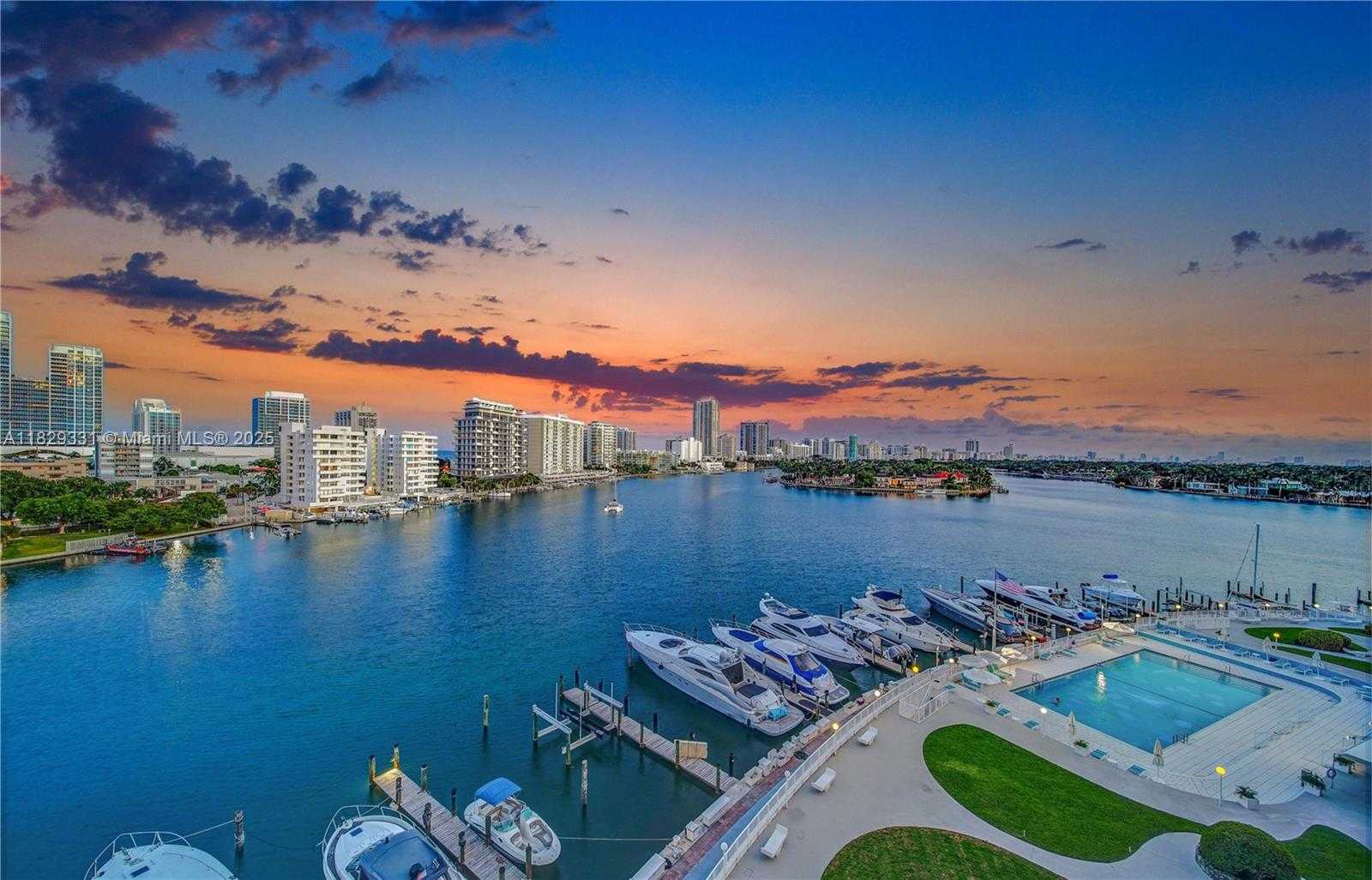 Small Image of 900 BAY DR #702/704, Miami Beach Number 44