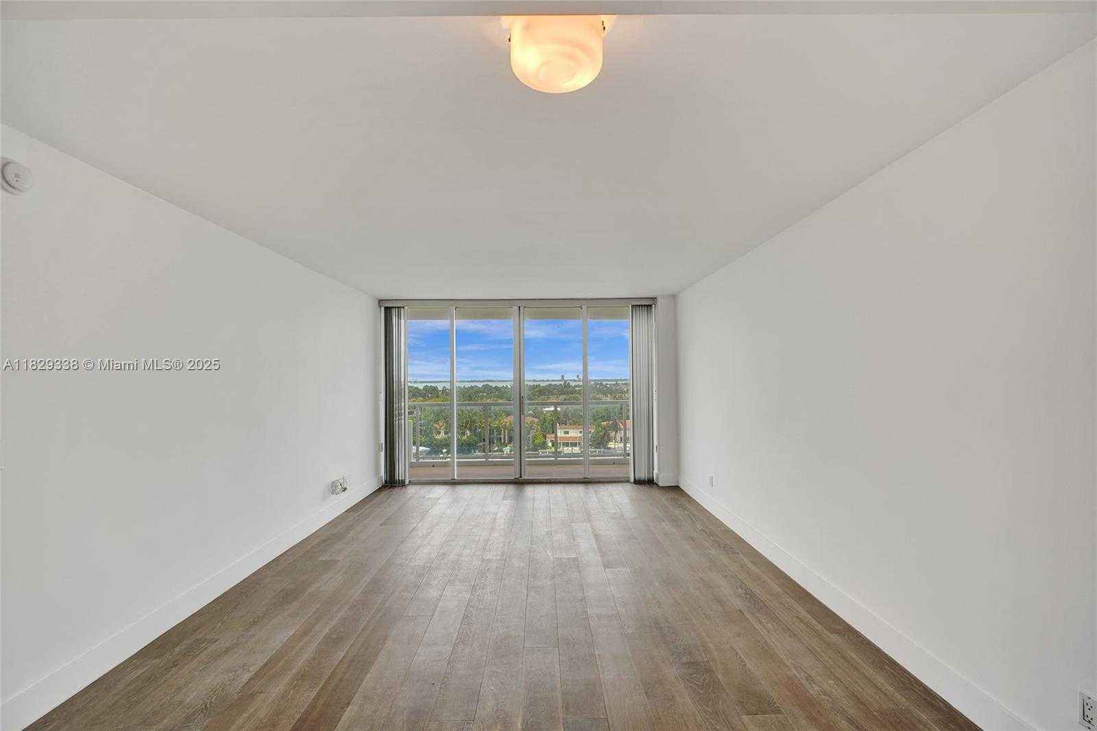 Small Image of 5600 COLLINS AVE #10L, Miami Beach Number 22