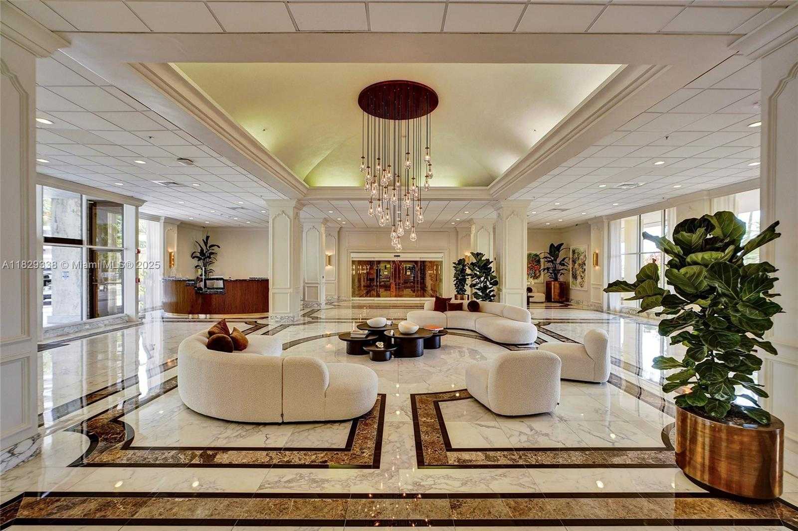 Small Image of 5600 COLLINS AVE #10L, Miami Beach Number 39