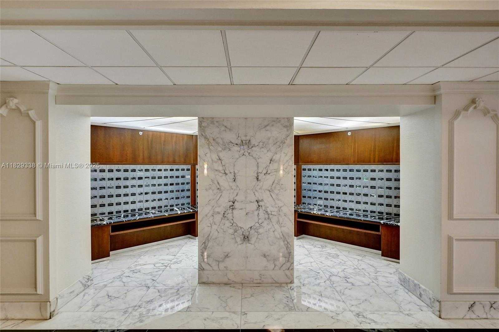 Small Image of 5600 COLLINS AVE #10L, Miami Beach Number 42