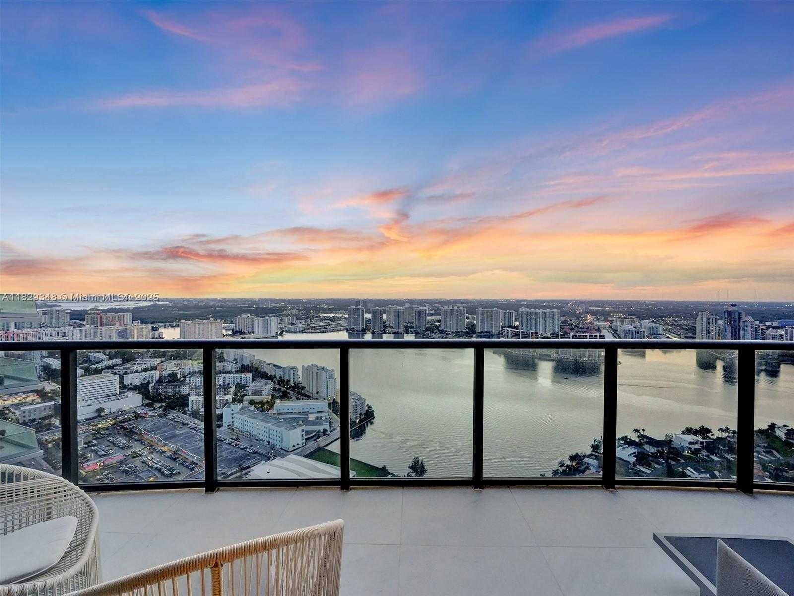 Small Image of 18555 COLLINS AVE #4403, Sunny Isles Beach Number 3