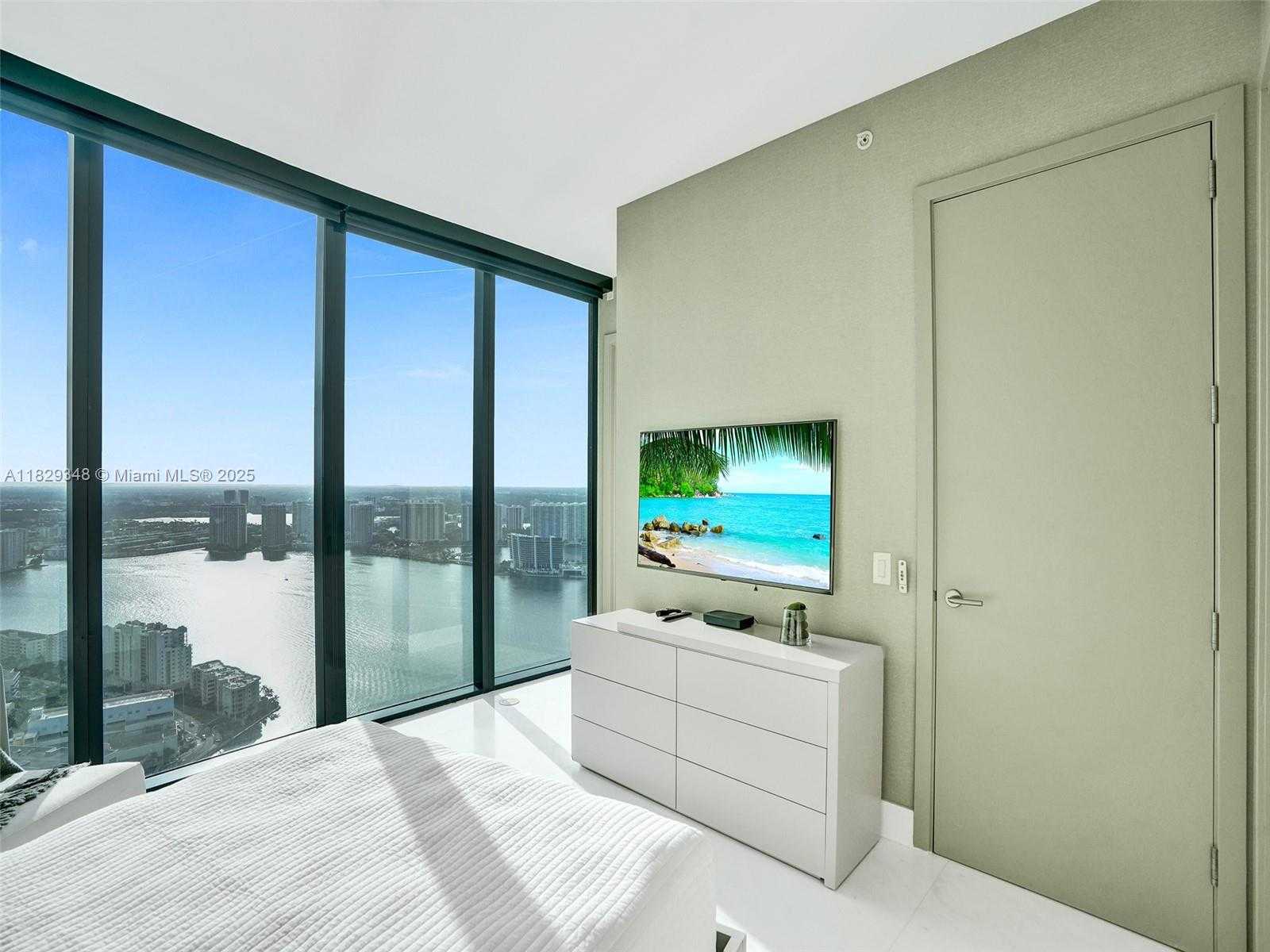 Small Image of 18555 COLLINS AVE #4403, Sunny Isles Beach Number 51
