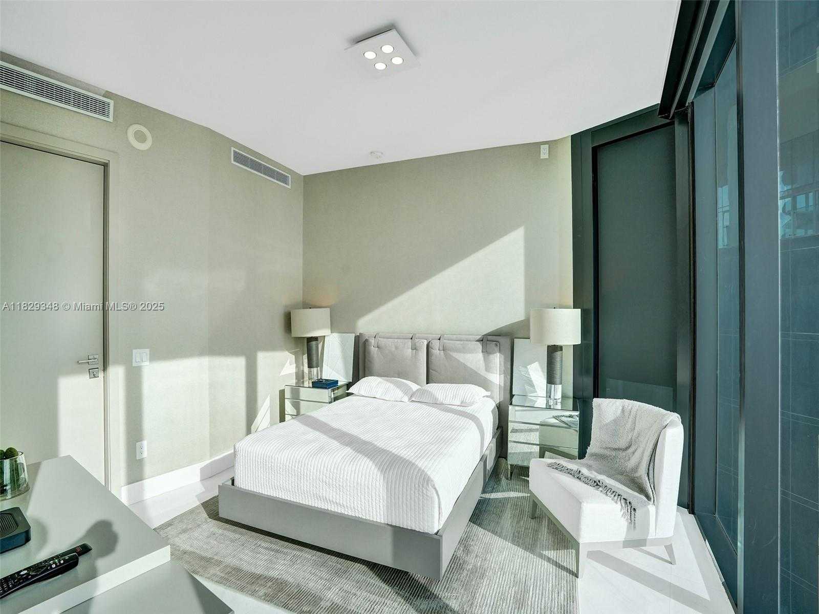 Small Image of 18555 COLLINS AVE #4403, Sunny Isles Beach Number 54