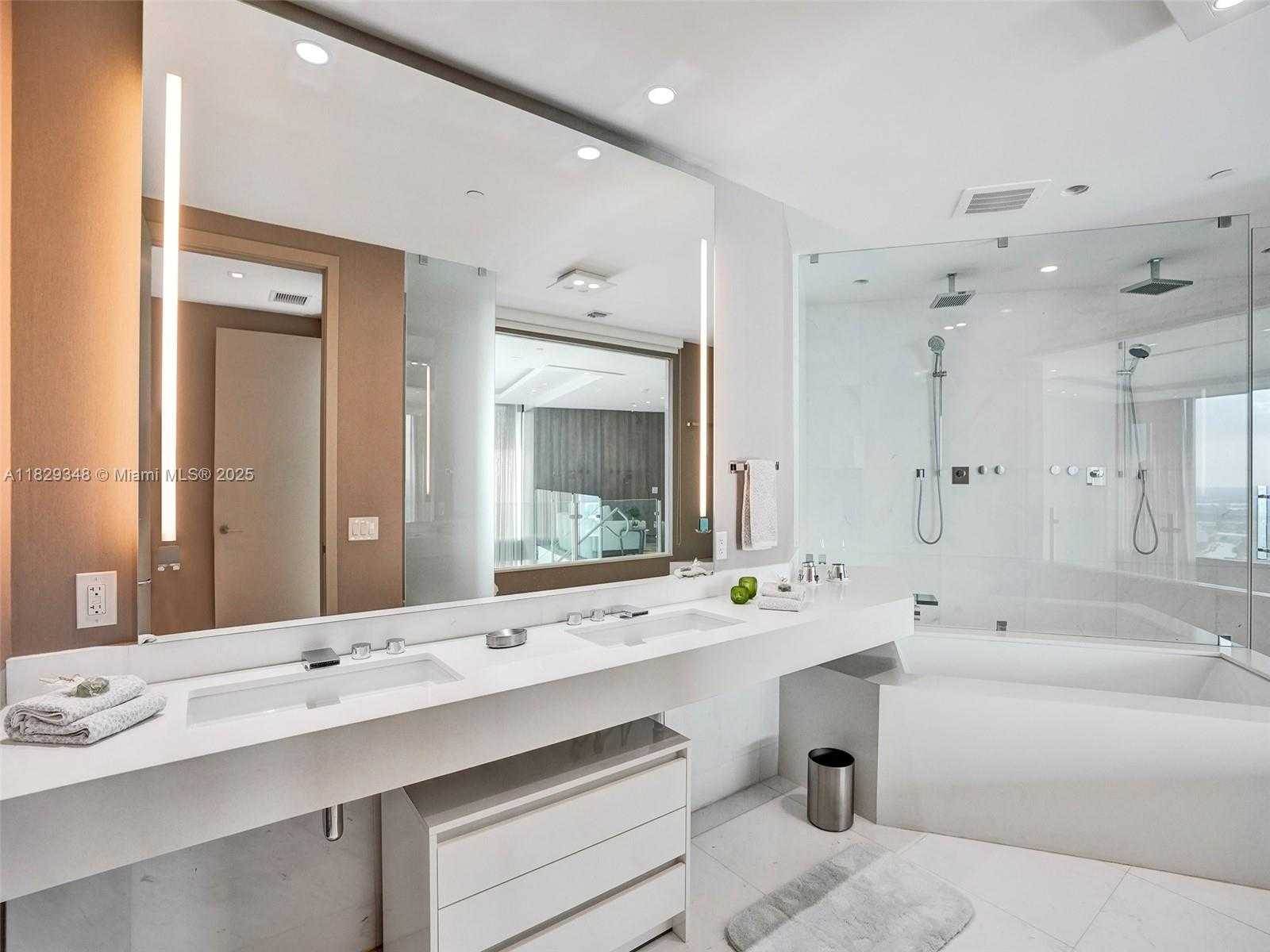 Small Image of 18555 COLLINS AVE #4403, Sunny Isles Beach Number 72