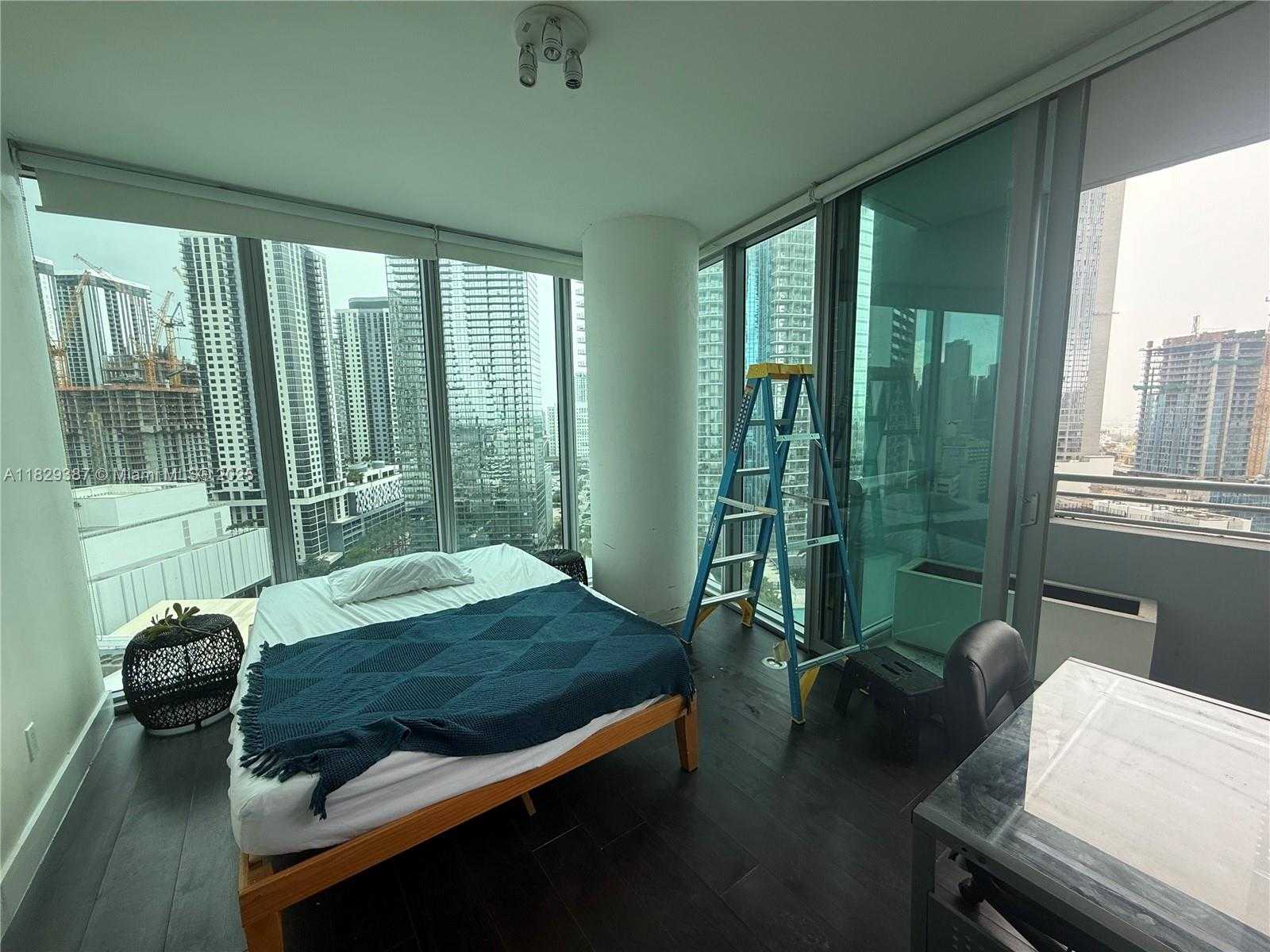 Small Image of 888 BISCAYNE BLVD #2201, Miami Number 20