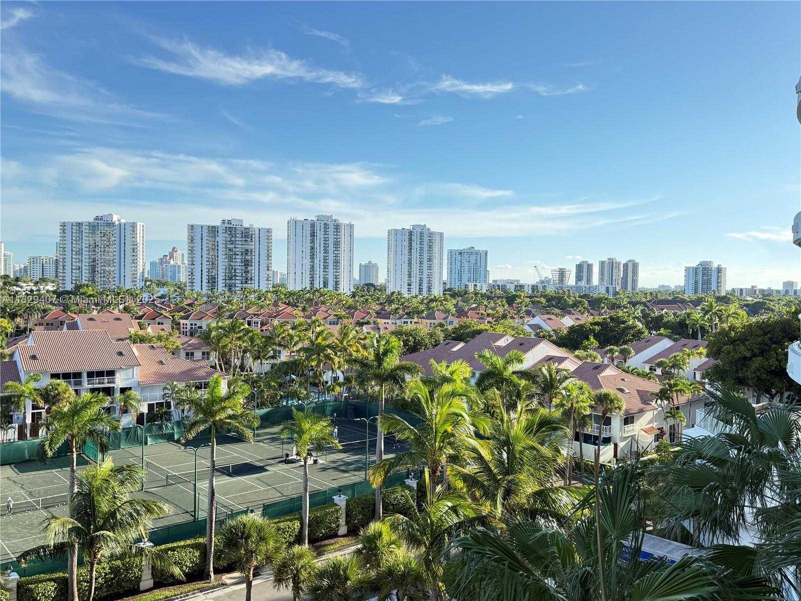 Small Image of 21050 POINT PL #702, Aventura Number 40