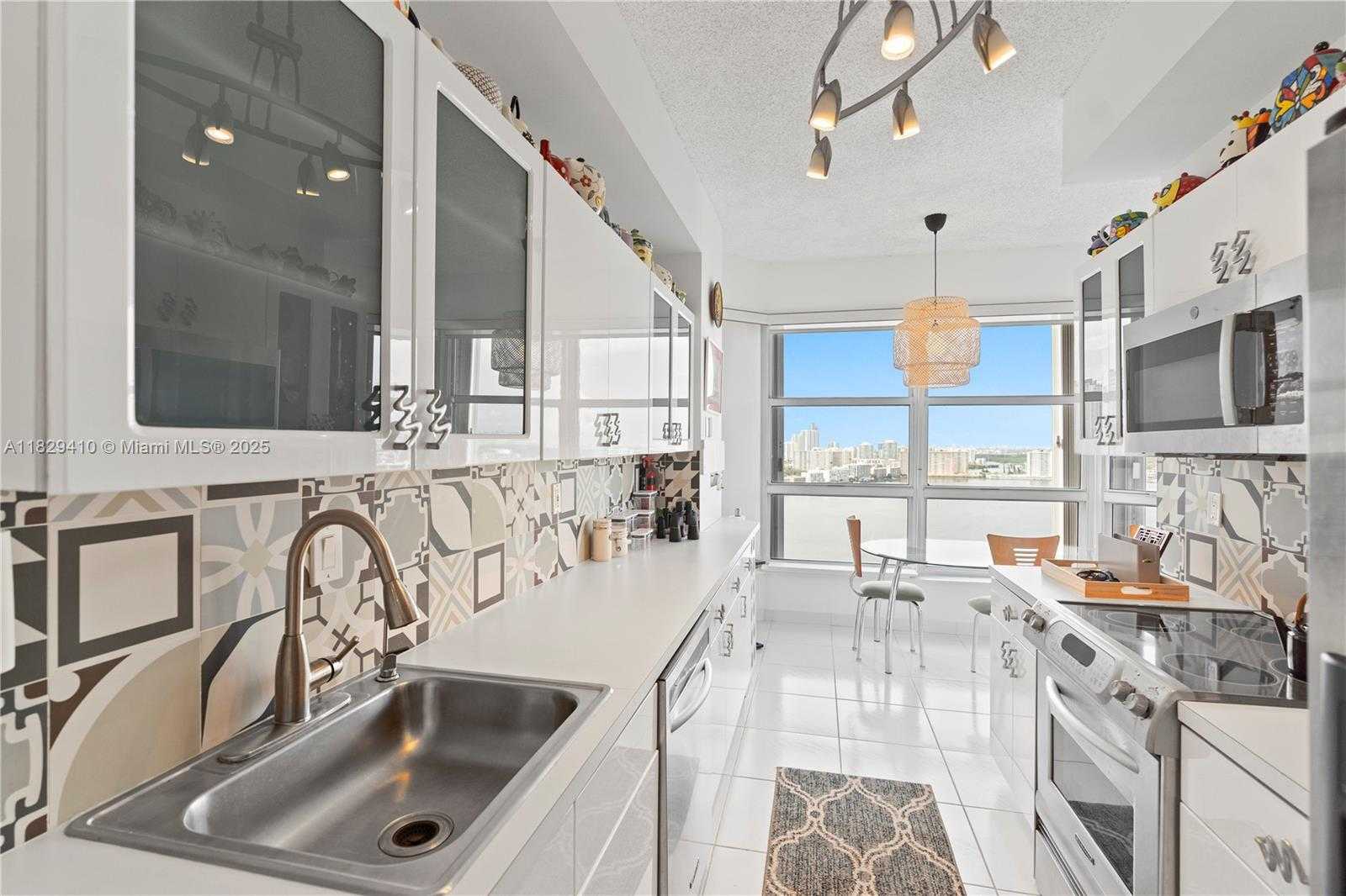 Small Image of 19101 NORTH EAST 36TH CT #3101, Aventura Number 6