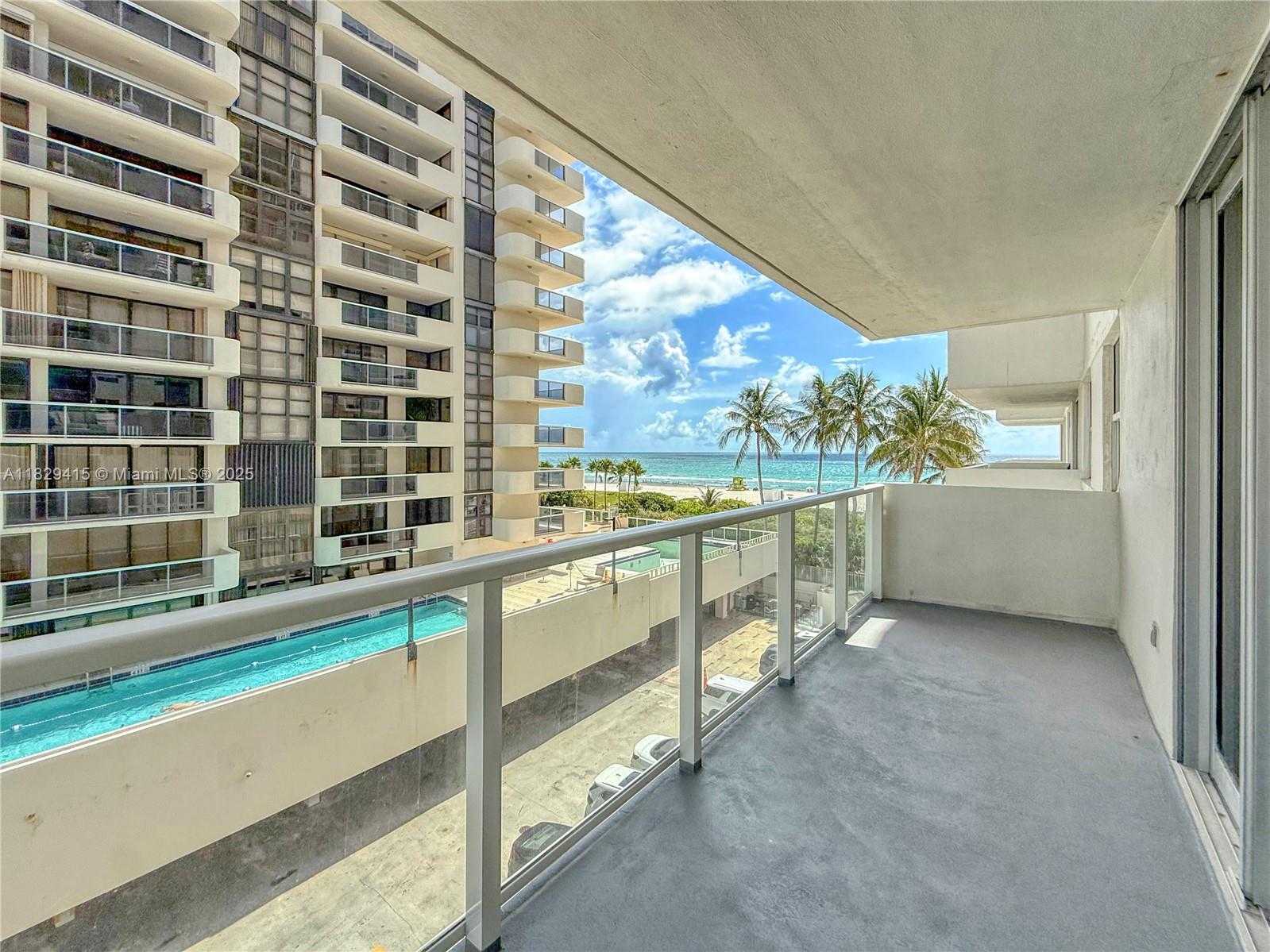 Small Image of 5701 COLLINS AVE #417, Miami Beach Number 2