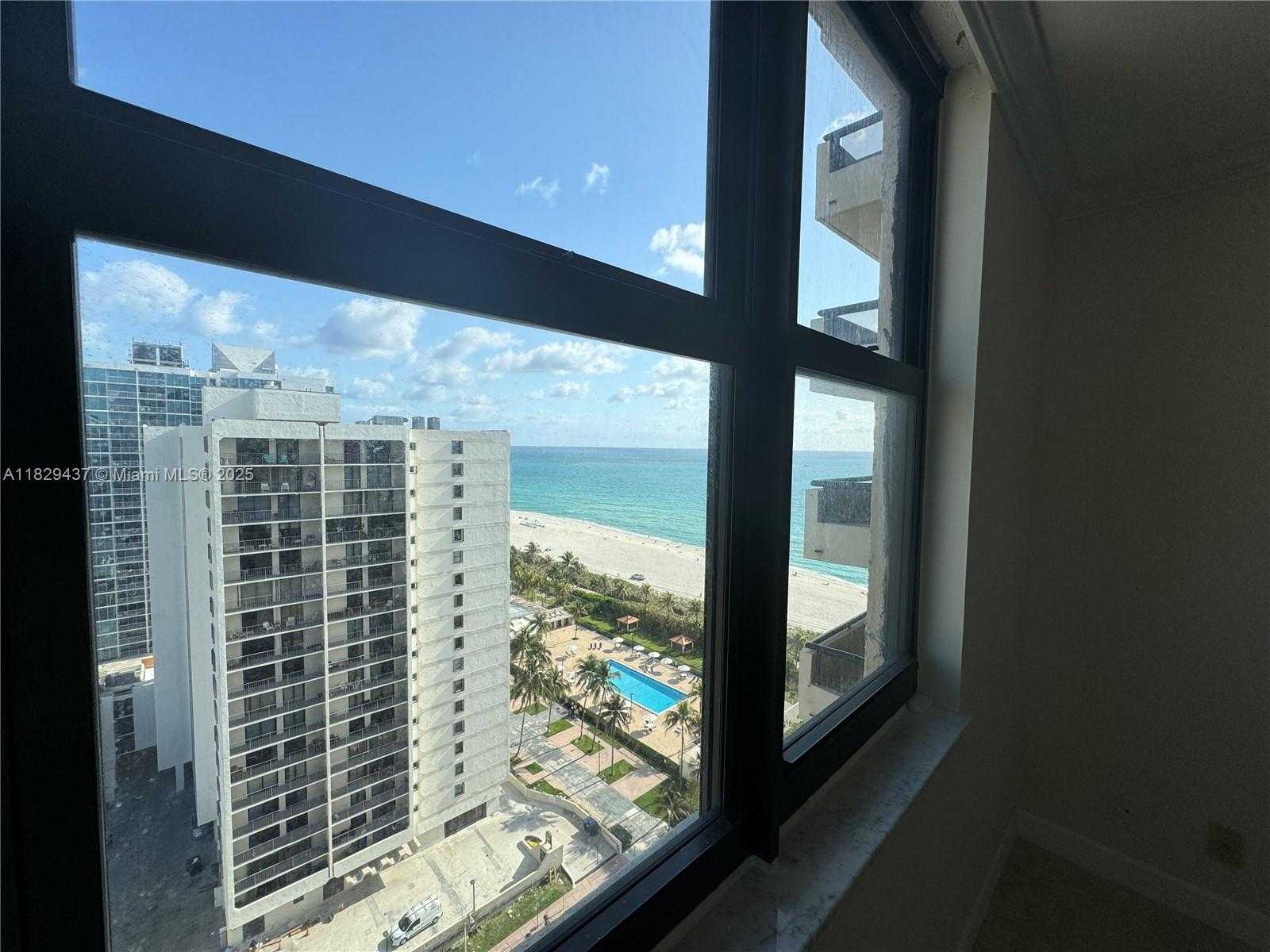 Small Image of 2555 COLLINS AVE #2002, Miami Beach Number 15
