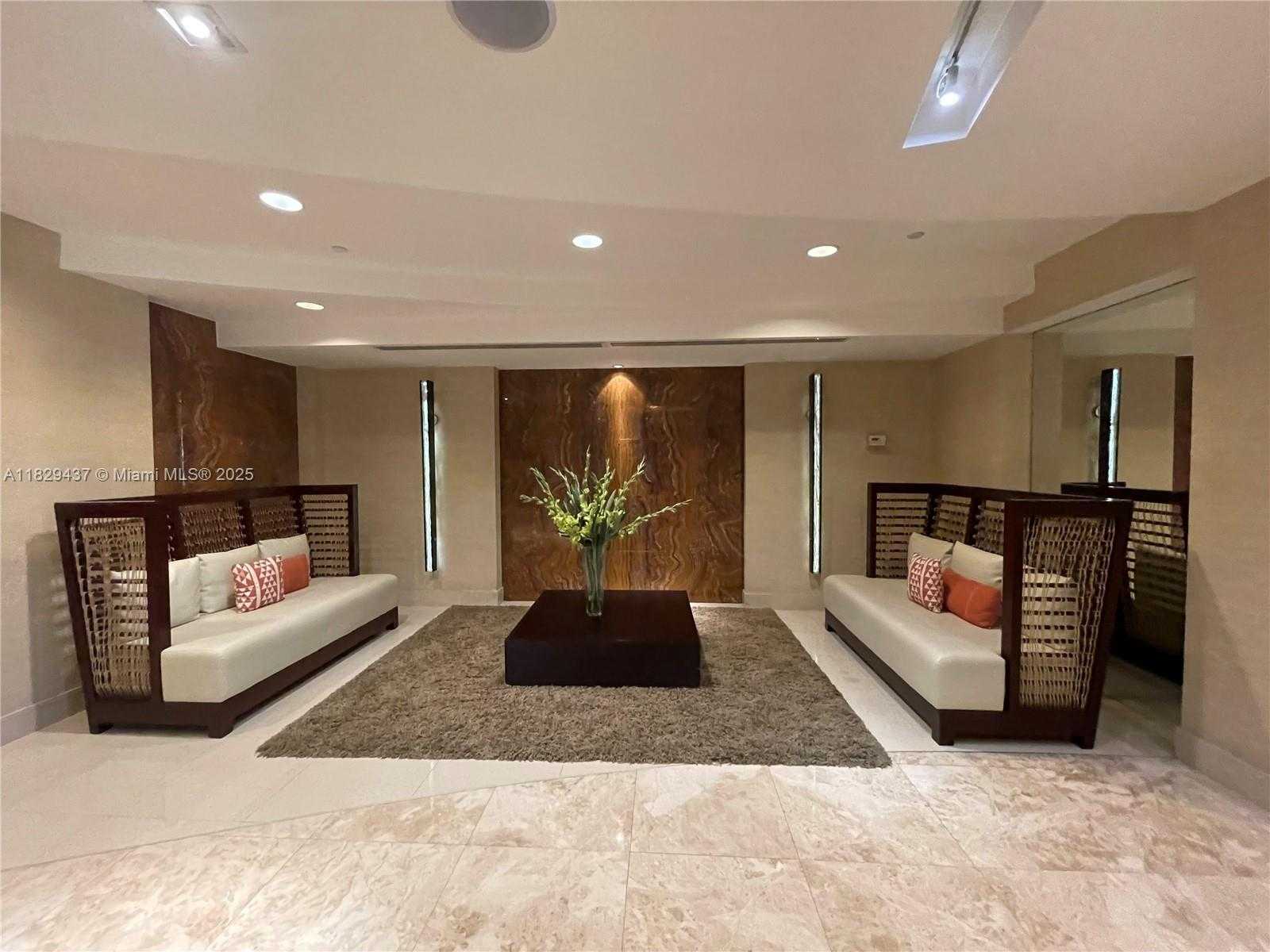 Small Image of 2555 COLLINS AVE #2002, Miami Beach Number 62