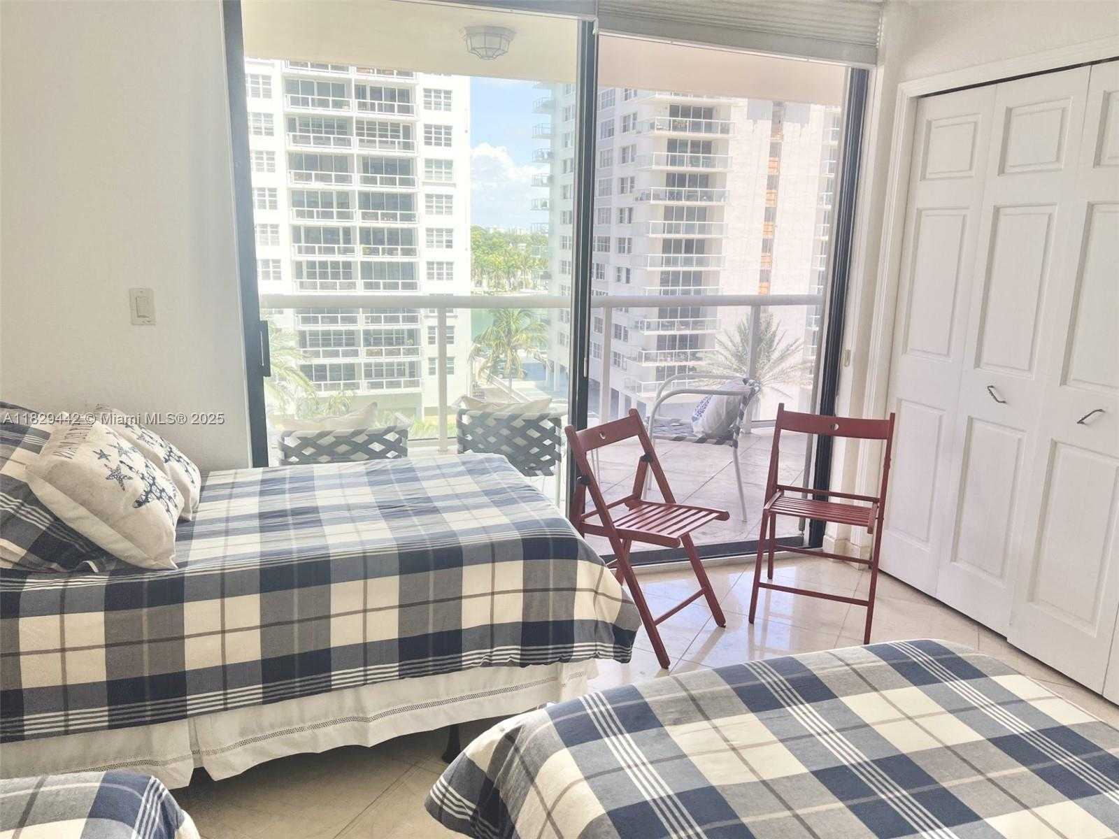 Small Image of 5757 COLLINS AVE #803, Miami Beach Number 15