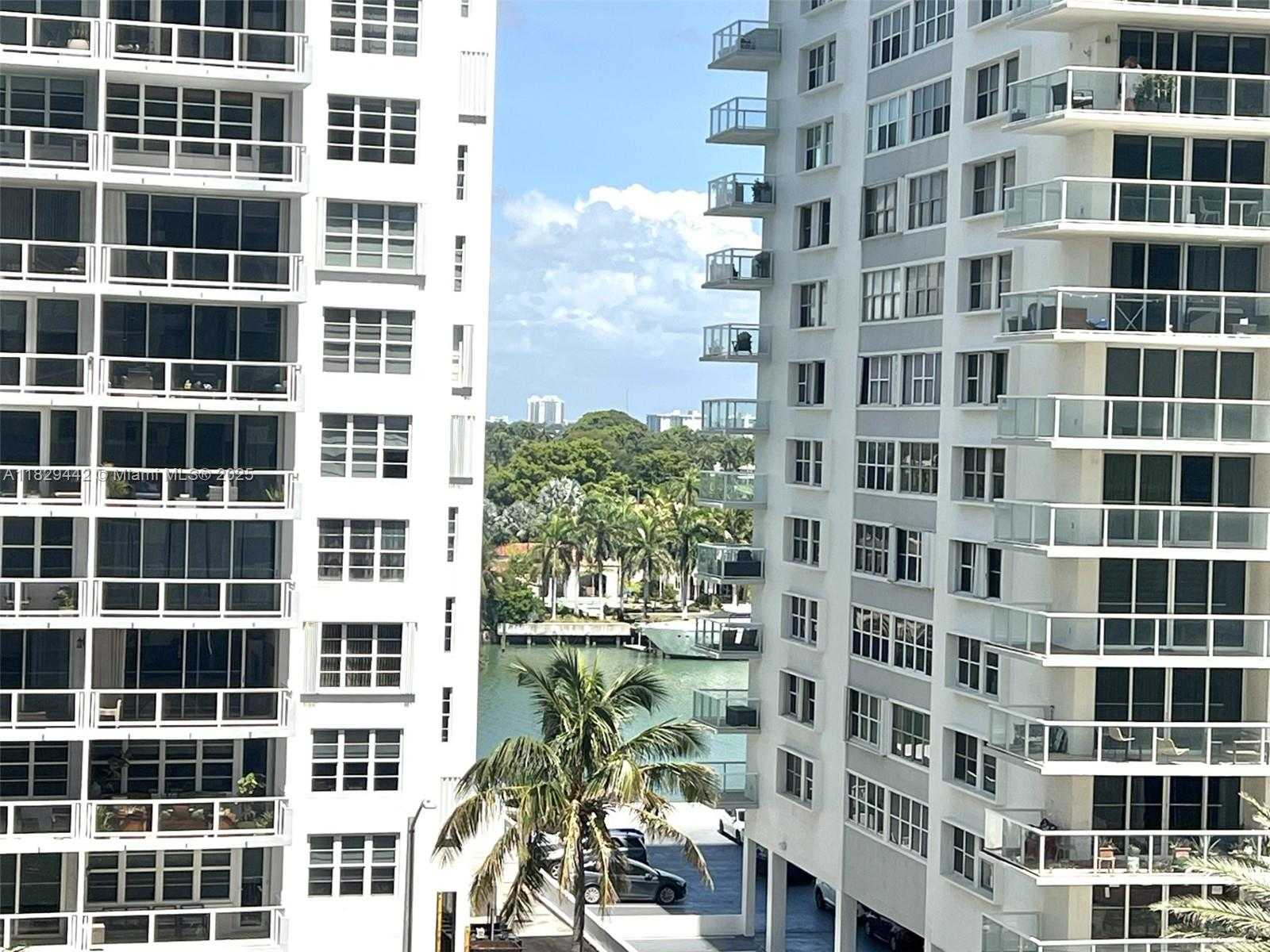 Small Image of 5757 COLLINS AVE #803, Miami Beach Number 18