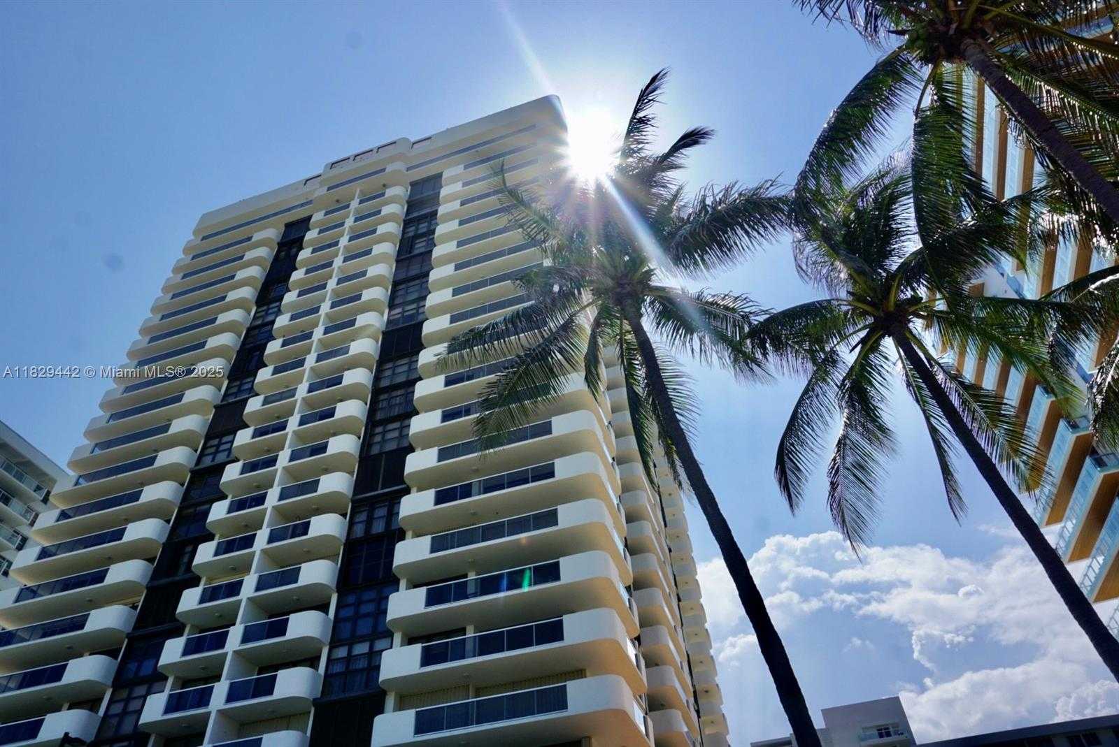 Small Image of 5757 COLLINS AVE #803, Miami Beach Number 2