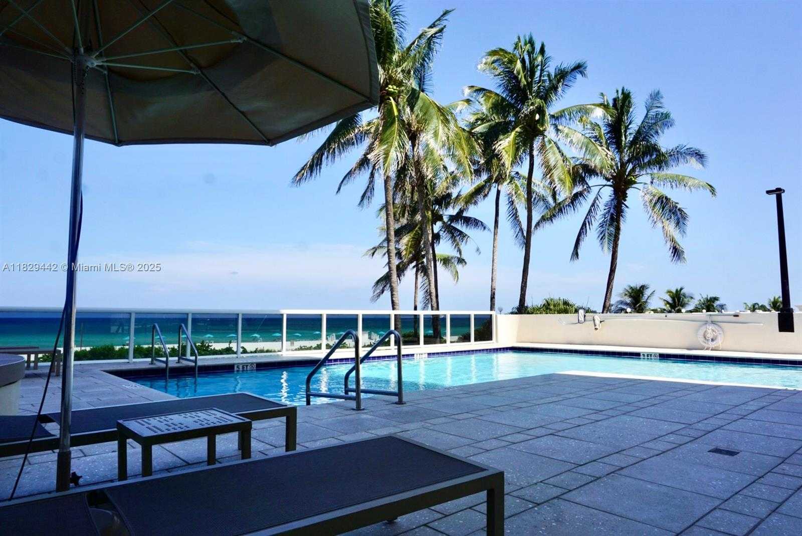 Small Image of 5757 COLLINS AVE #803, Miami Beach Number 23