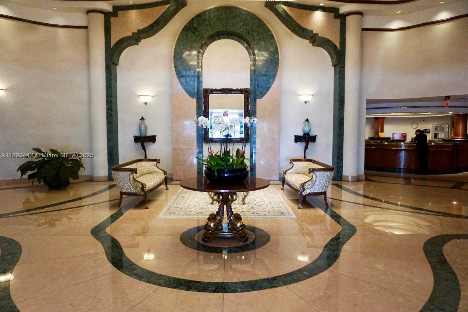 Small Image of 5757 COLLINS AVE #803, Miami Beach Number 3