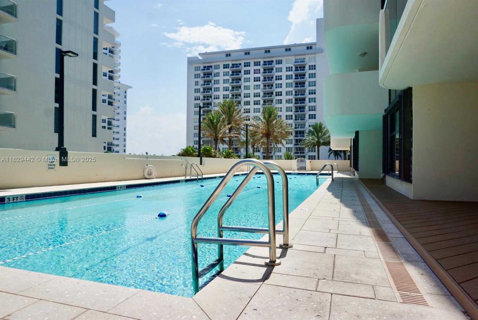 Small Image of 5757 COLLINS AVE #803, Miami Beach Number 7