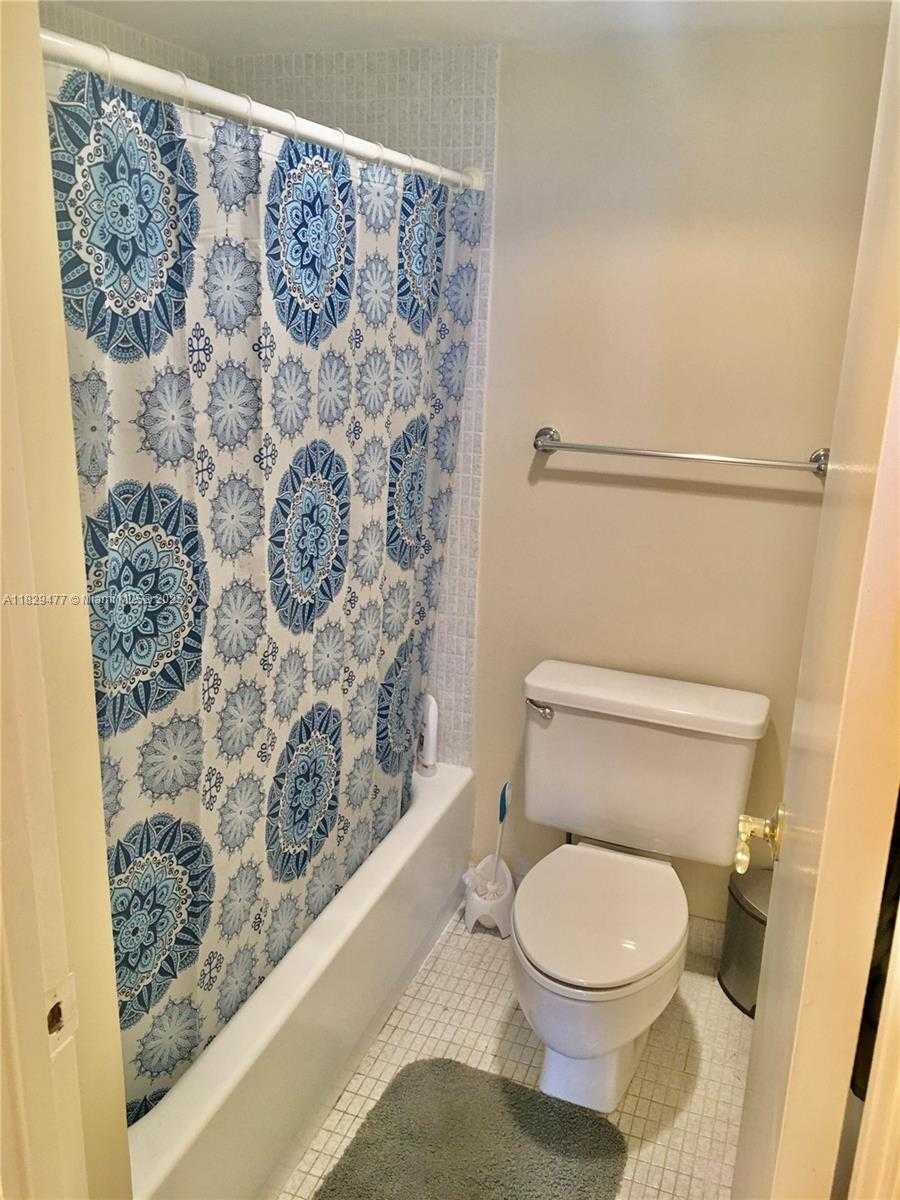 Small Image of 20379 WEST COUNTRY CLUB DR #1737, Aventura Number 17