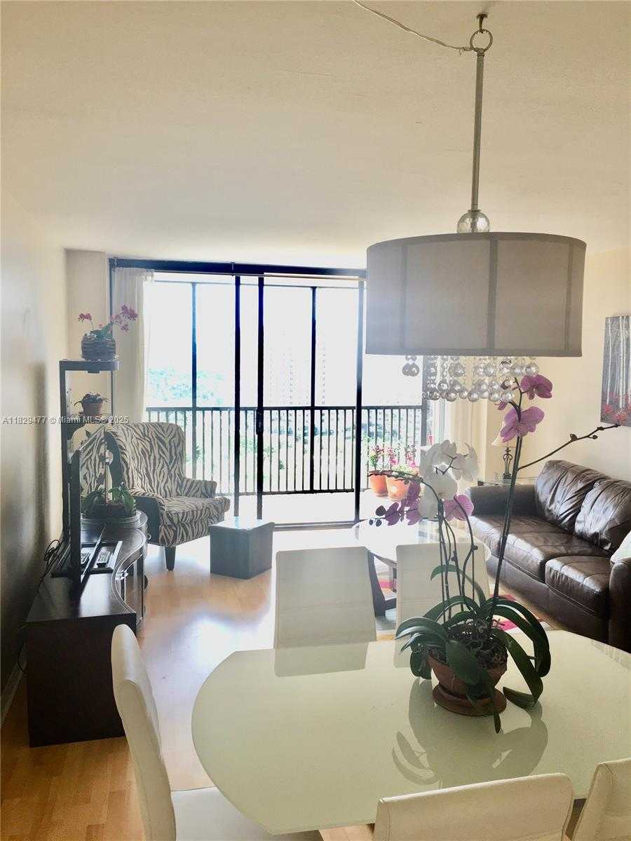 Small Image of 20379 WEST COUNTRY CLUB DR #1737, Aventura Number 6