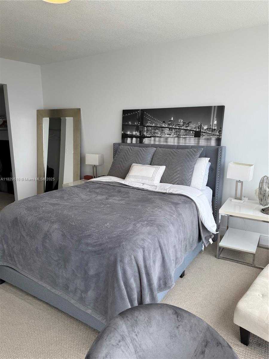 Small Image of 1750 NORTH BAYSHORE DR #5114, Miami Number 12