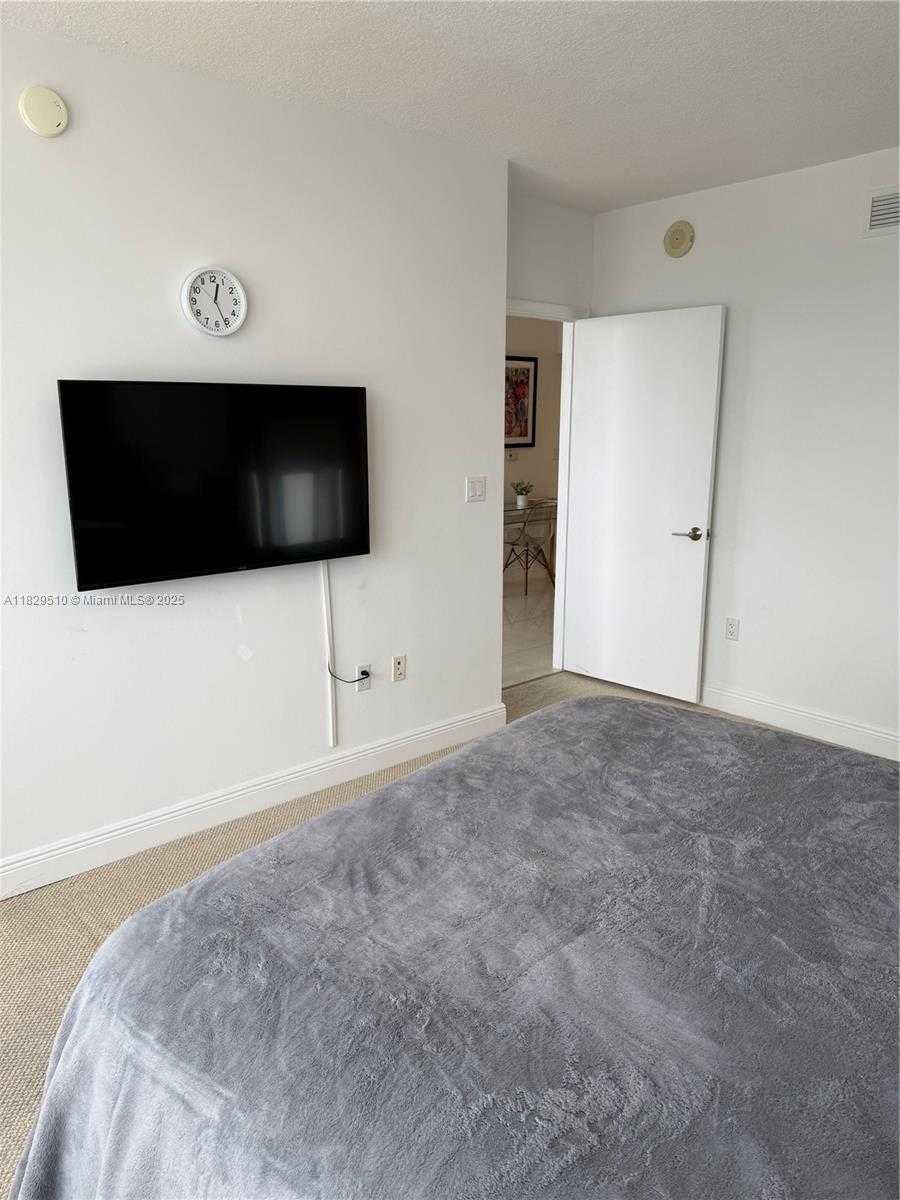 Small Image of 1750 NORTH BAYSHORE DR #5114, Miami Number 13