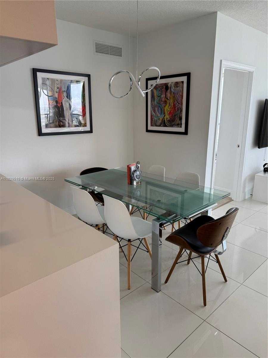 Small Image of 1750 NORTH BAYSHORE DR #5114, Miami Number 34