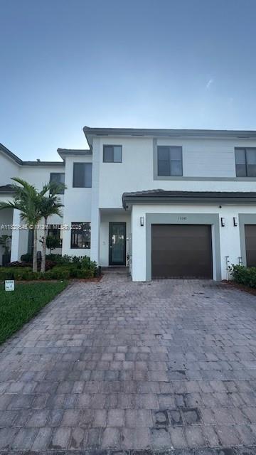 Small Image of 13648 SOUTH WEST 157TH CT, Miami Number 3