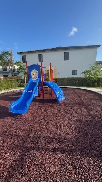 Small Image of 13648 SOUTH WEST 157TH CT, Miami Number 41