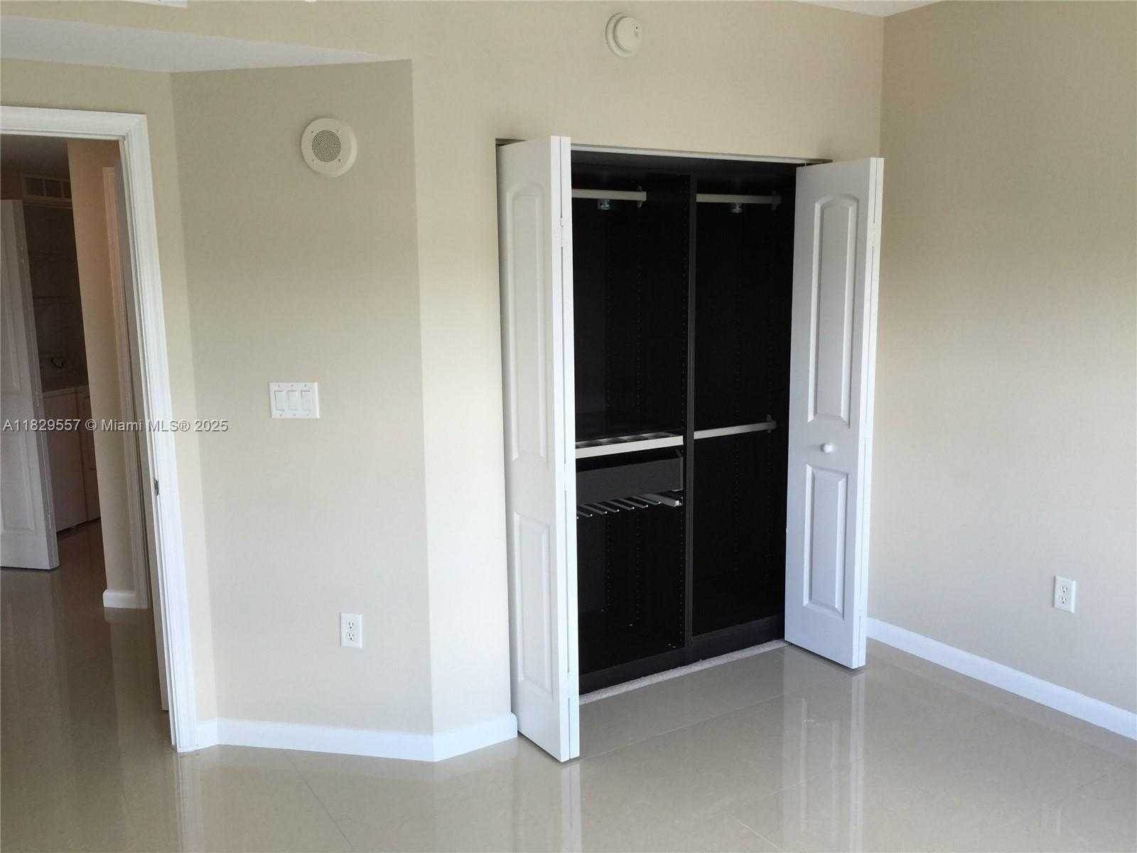 Small Image of 7350 SOUTH WEST 89TH ST #1611S, Miami Number 3