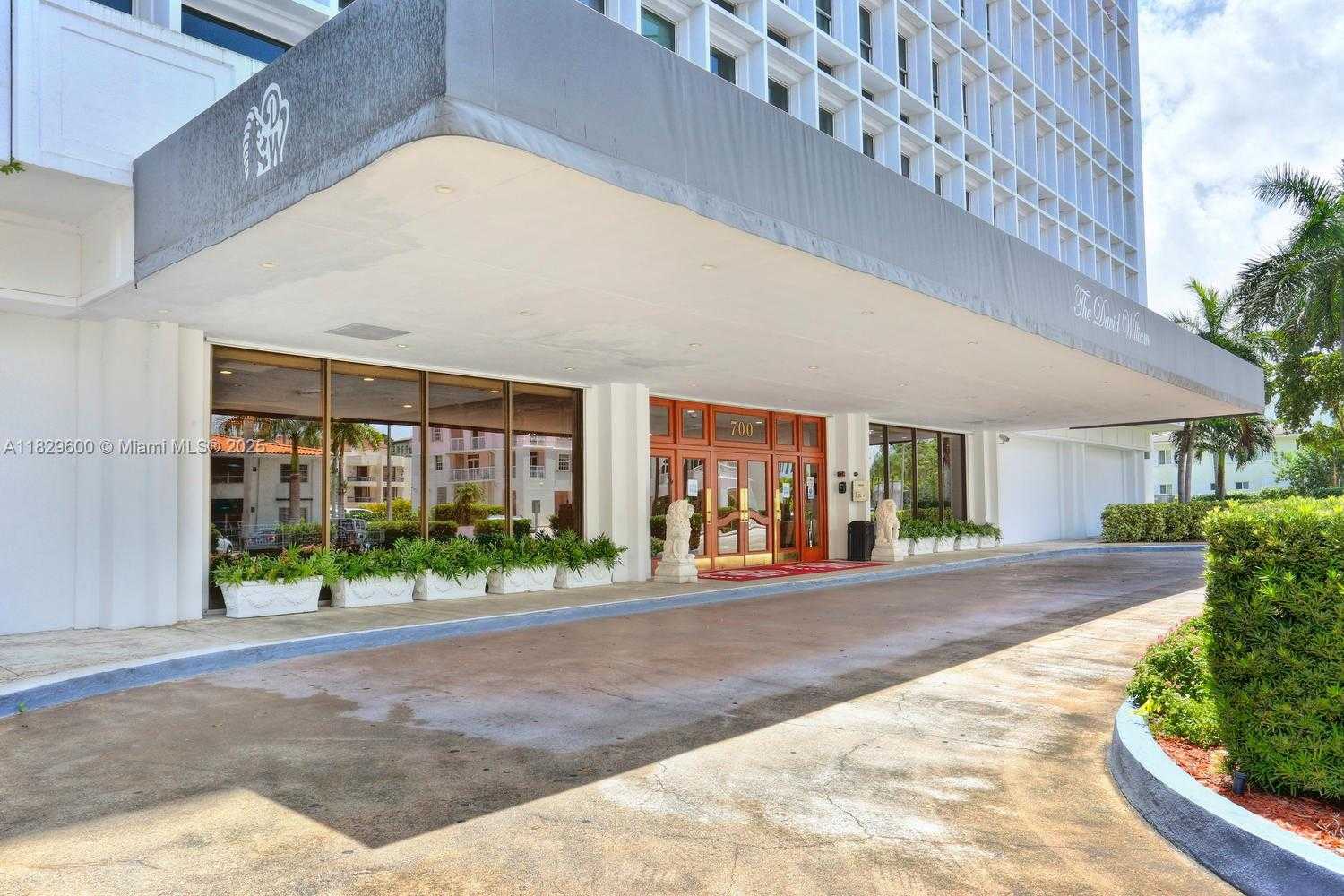 Small Image of 700 BILTMORE WAY #914, Coral Gables Number 16