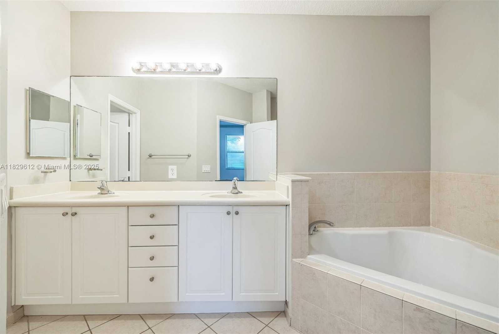 Small Image of 11266 SOUTH WEST 236TH LN, Homestead Number 6