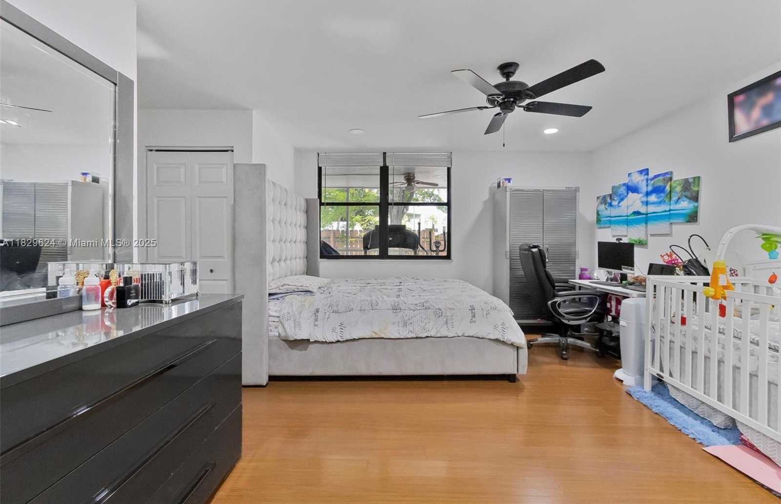 Small Image of 3350 NORTH EAST 192ND ST #1L-B, Aventura Number 10