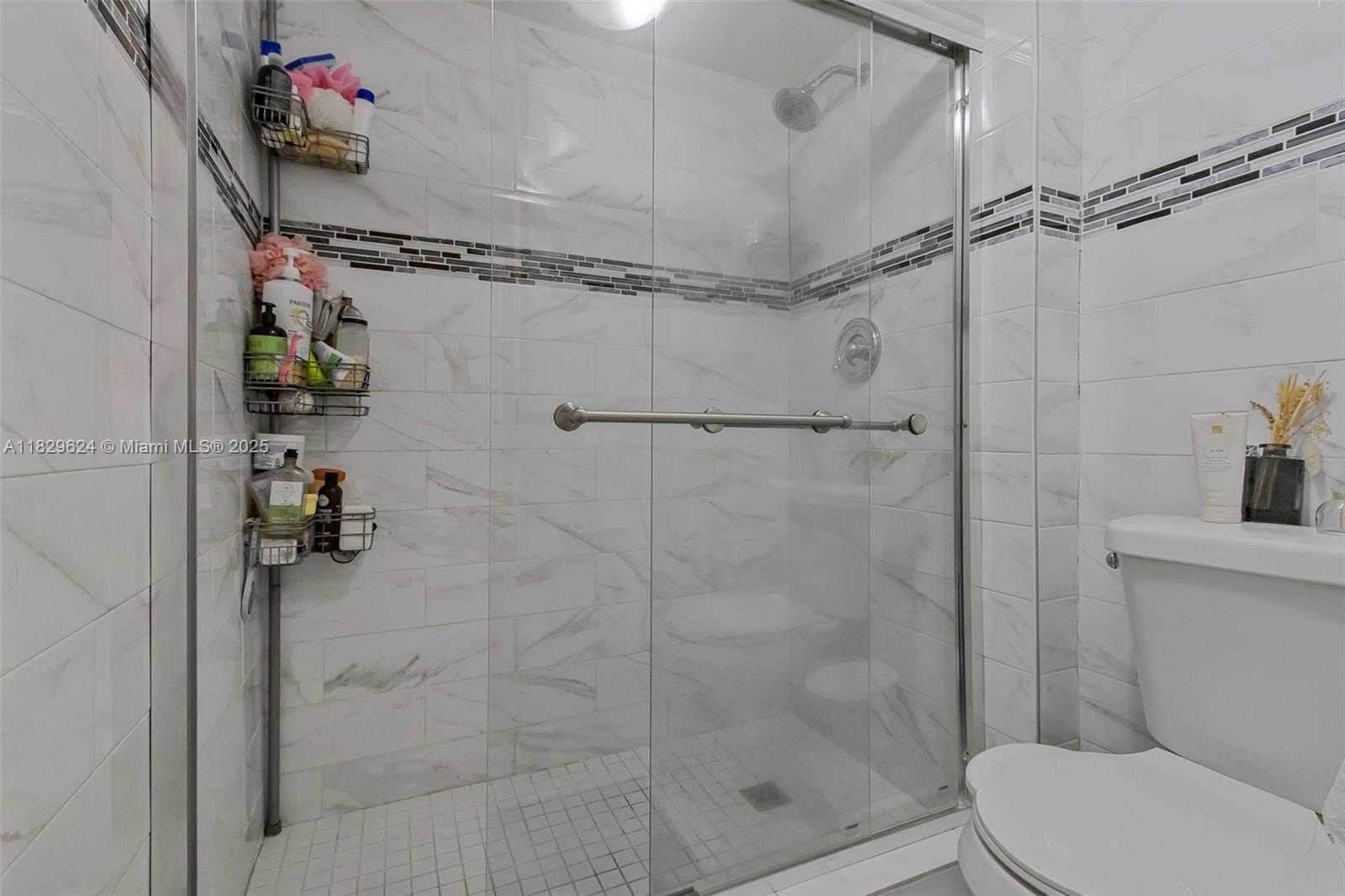 Small Image of 3350 NORTH EAST 192ND ST #1L-B, Aventura Number 12
