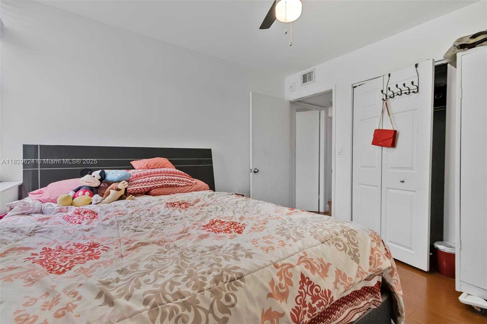 Small Image of 3350 NORTH EAST 192ND ST #1L-B, Aventura Number 19