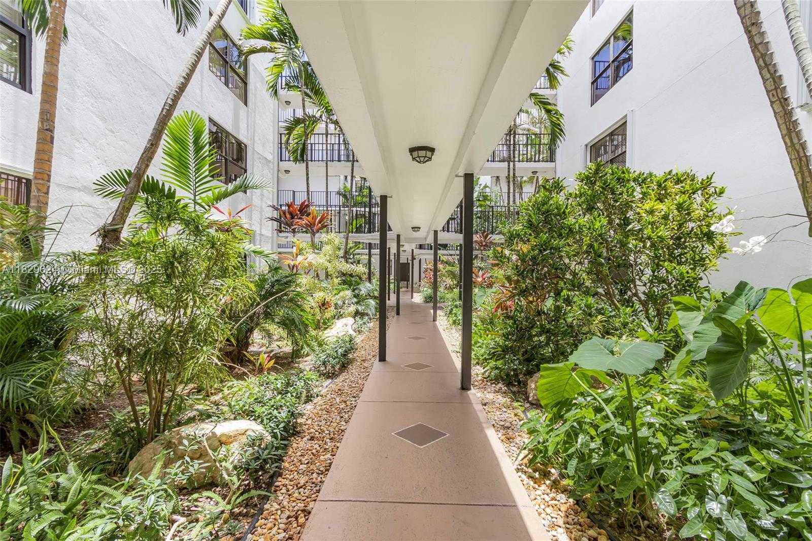 Small Image of 3350 NORTH EAST 192ND ST #1L-B, Aventura Number 23