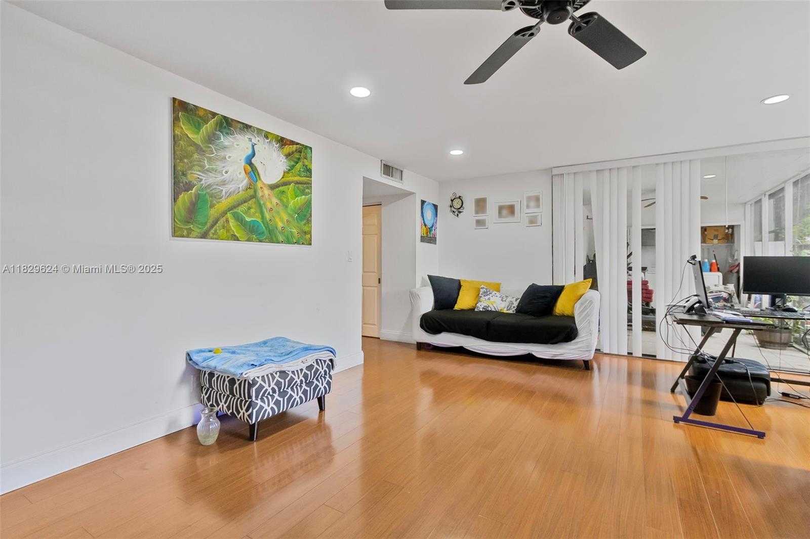Small Image of 3350 NORTH EAST 192ND ST #1L-B, Aventura Number 3