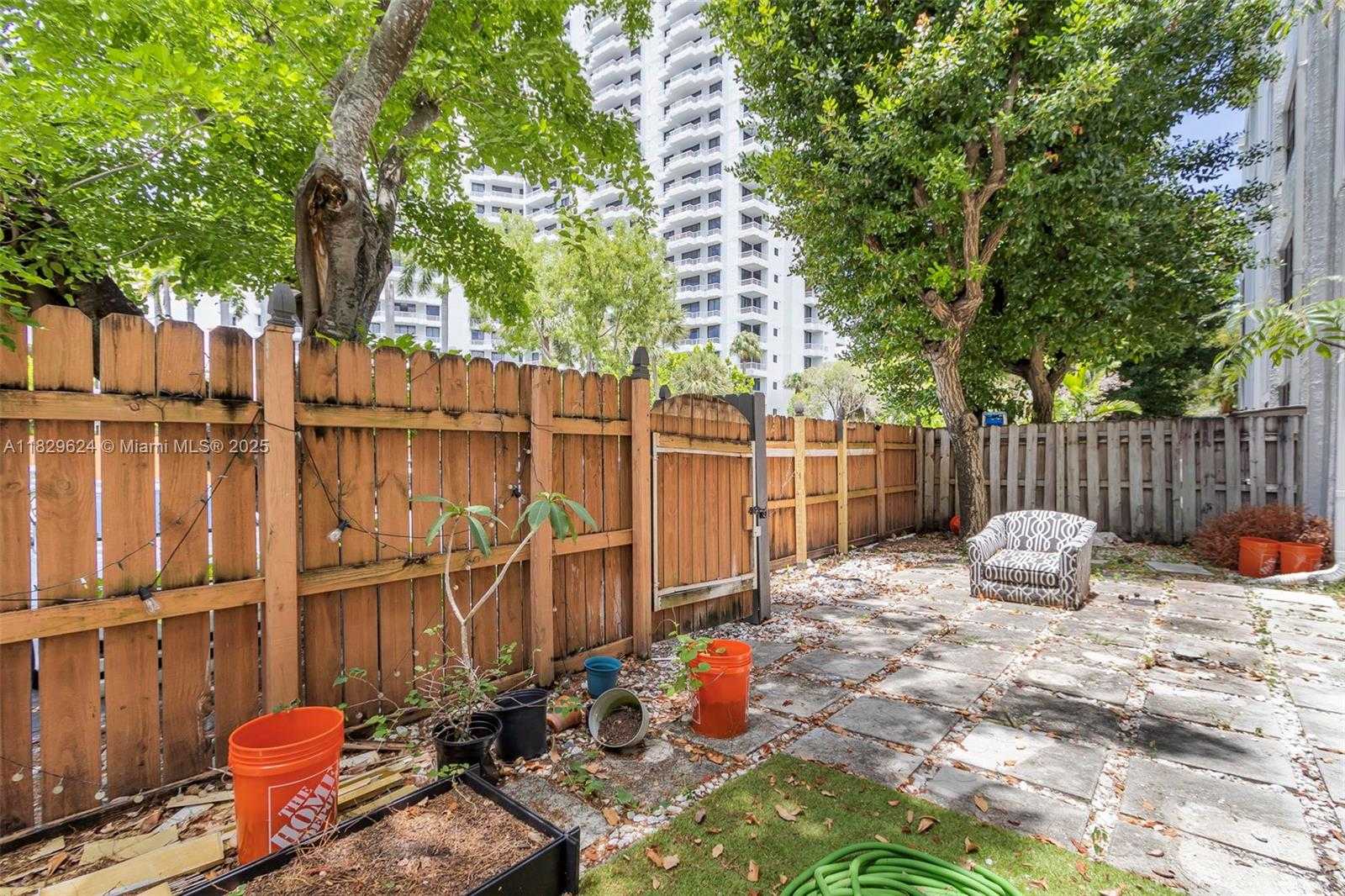 Small Image of 3350 NORTH EAST 192ND ST #1L-B, Aventura Number 8
