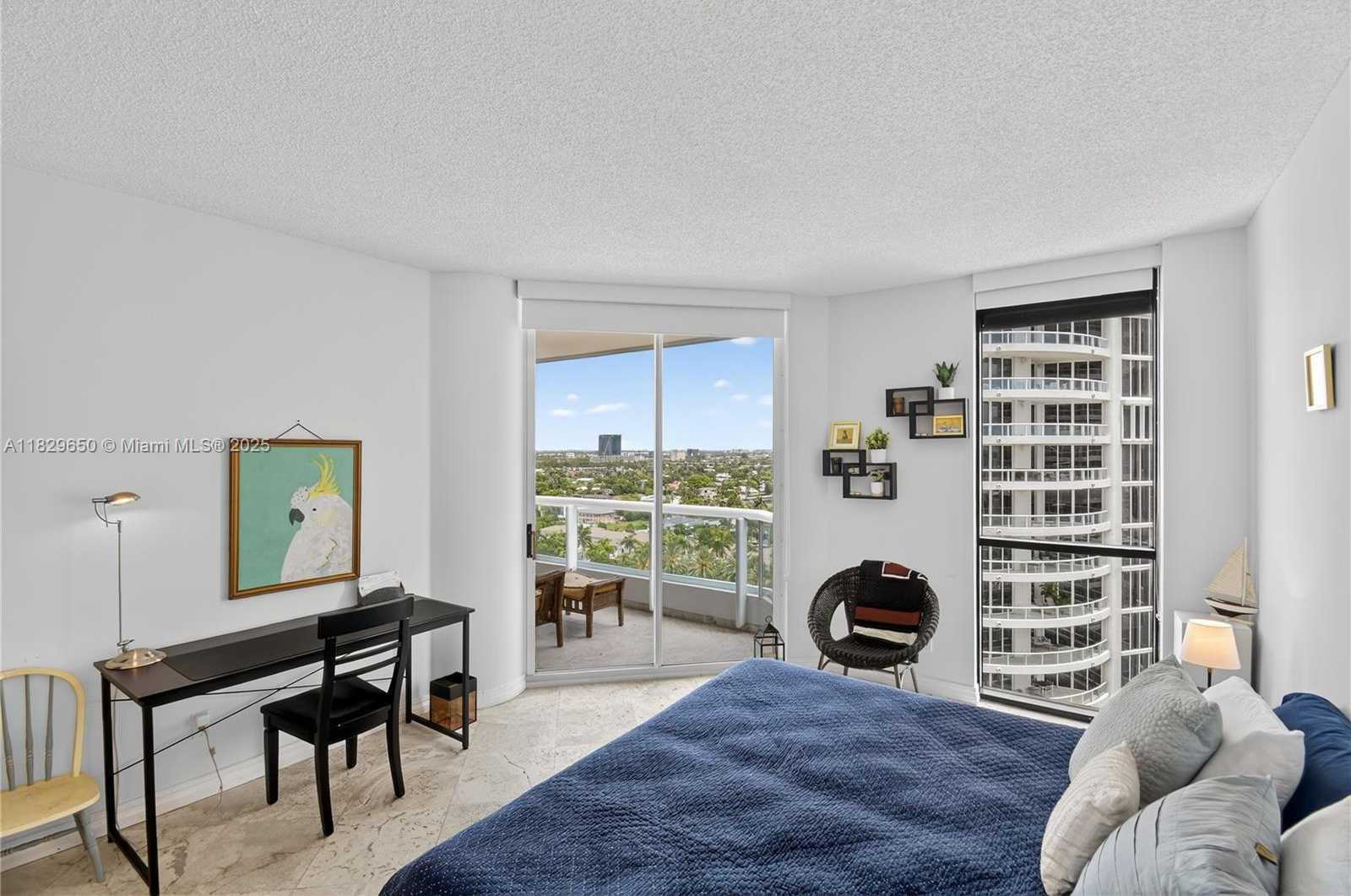 Small Image of 21150 POINT PL #1505, Aventura Number 23