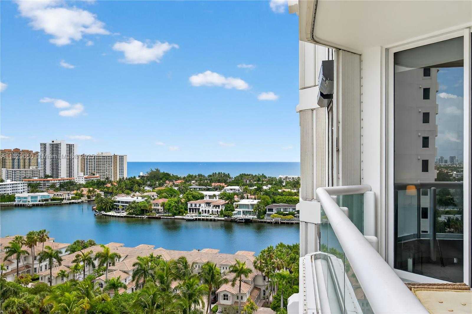 Small Image of 21150 POINT PL #1505, Aventura Number 30