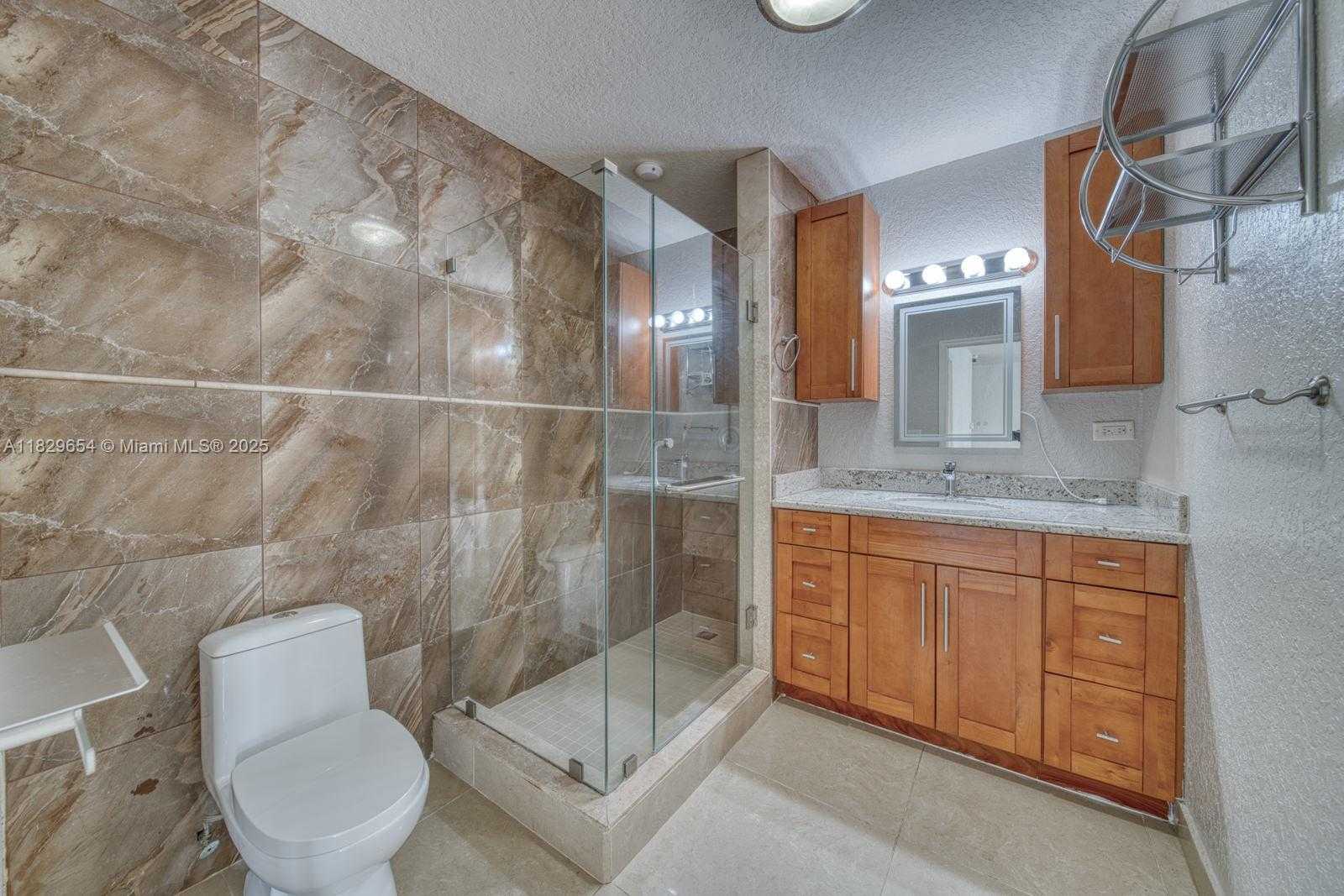 Small Image of 6839 BROOKLINE DR #6839, Hialeah Number 6