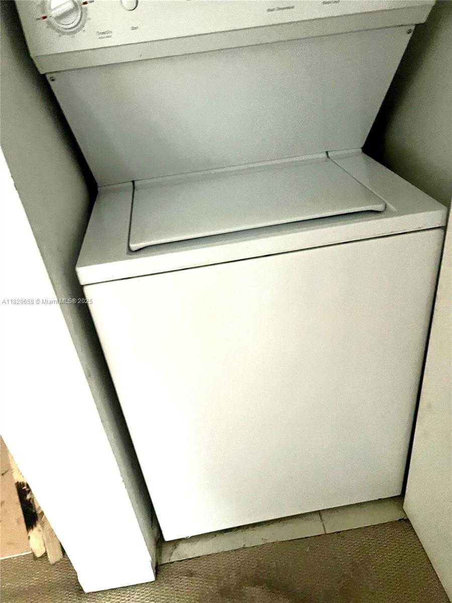 Small Image of 2775 NORTH EAST 187TH ST #202, Aventura Number 15