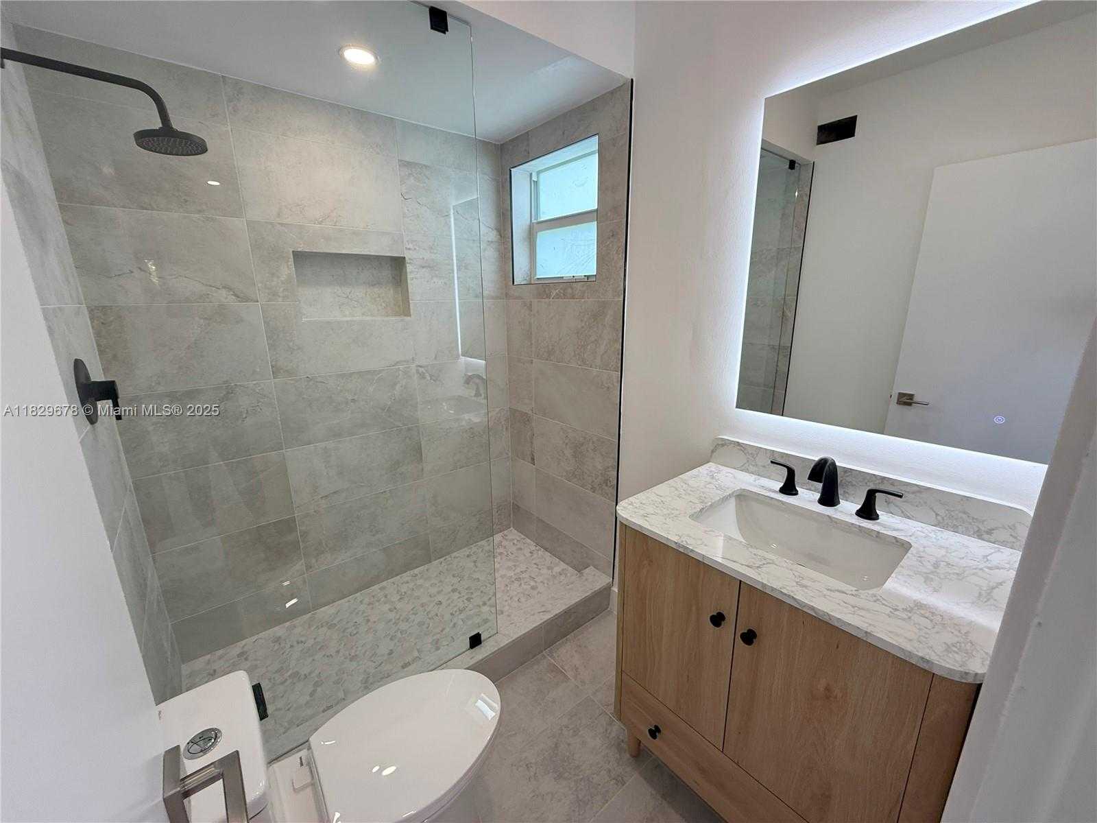 Small Image of 1155 98TH ST #4, Bay Harbor Islands Number 12