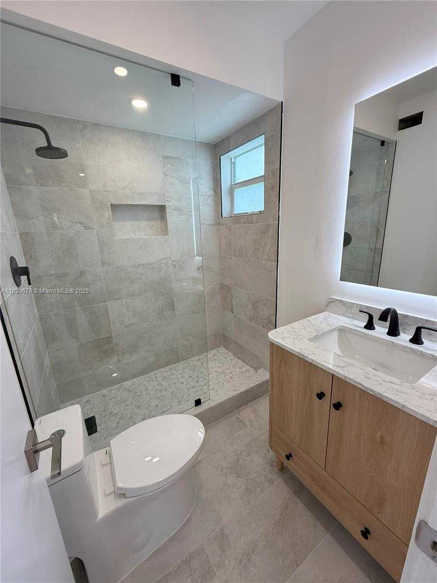 Small Image of 1155 98TH ST #4, Bay Harbor Islands Number 13