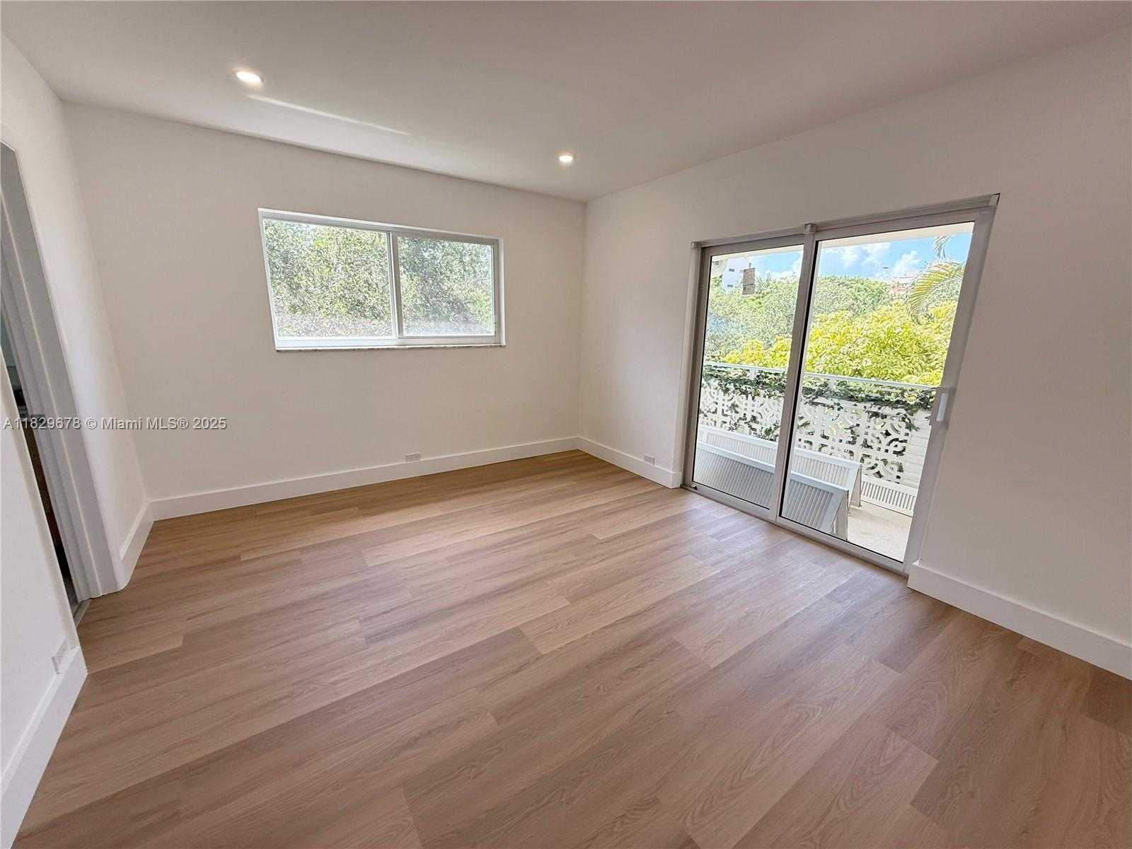 Small Image of 1155 98TH ST #4, Bay Harbor Islands Number 7