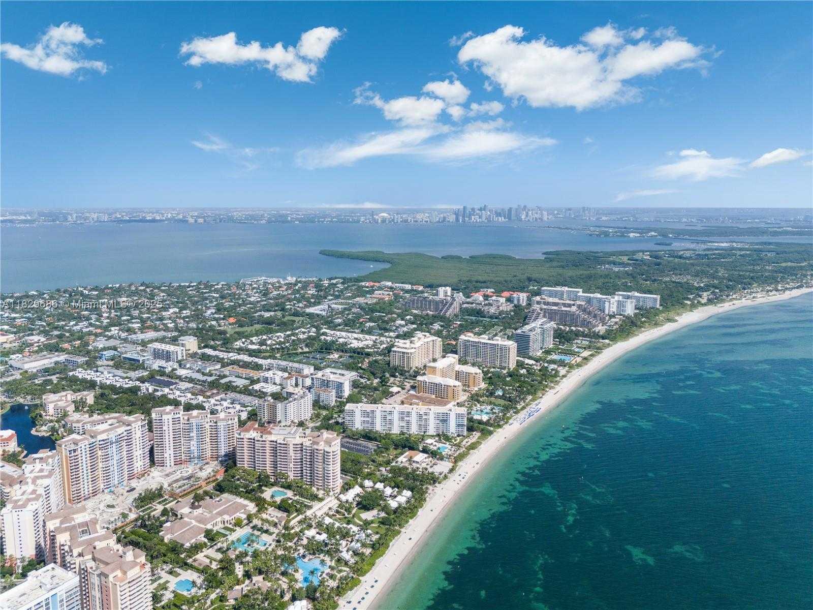 Small Image of 609 OCEAN DR #5H, Key Biscayne Number 23