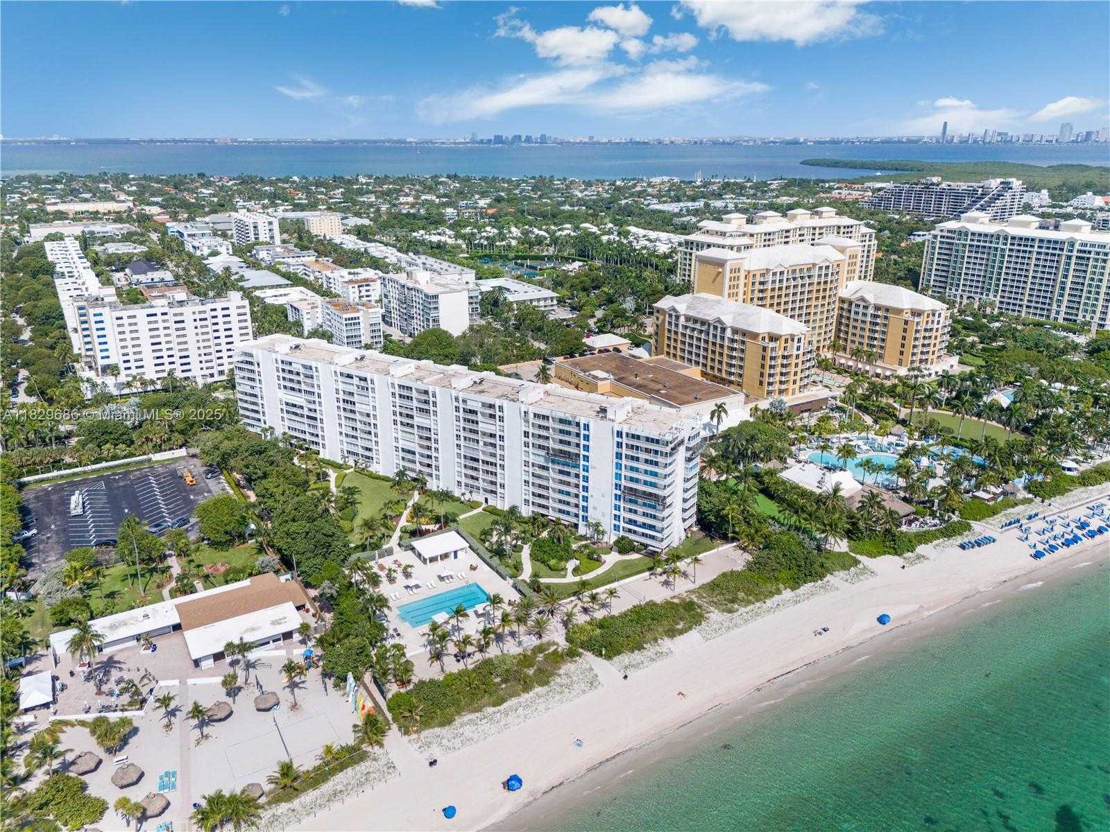 Small Image of 609 OCEAN DR #5H, Key Biscayne Number 26